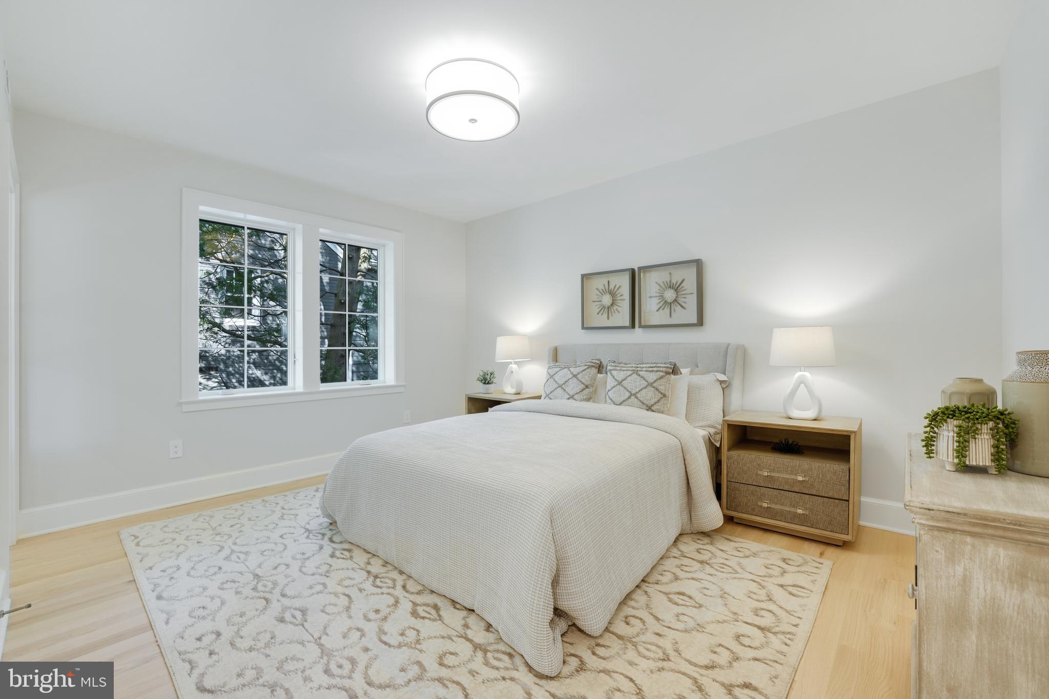 CHEVY CHASE - Residential