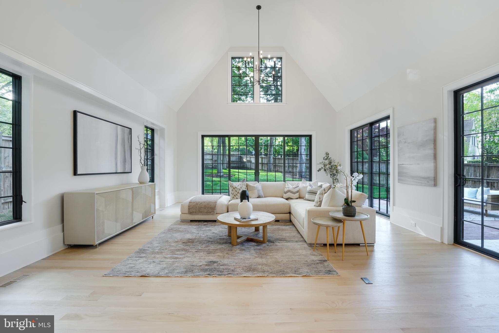 CHEVY CHASE - Residential