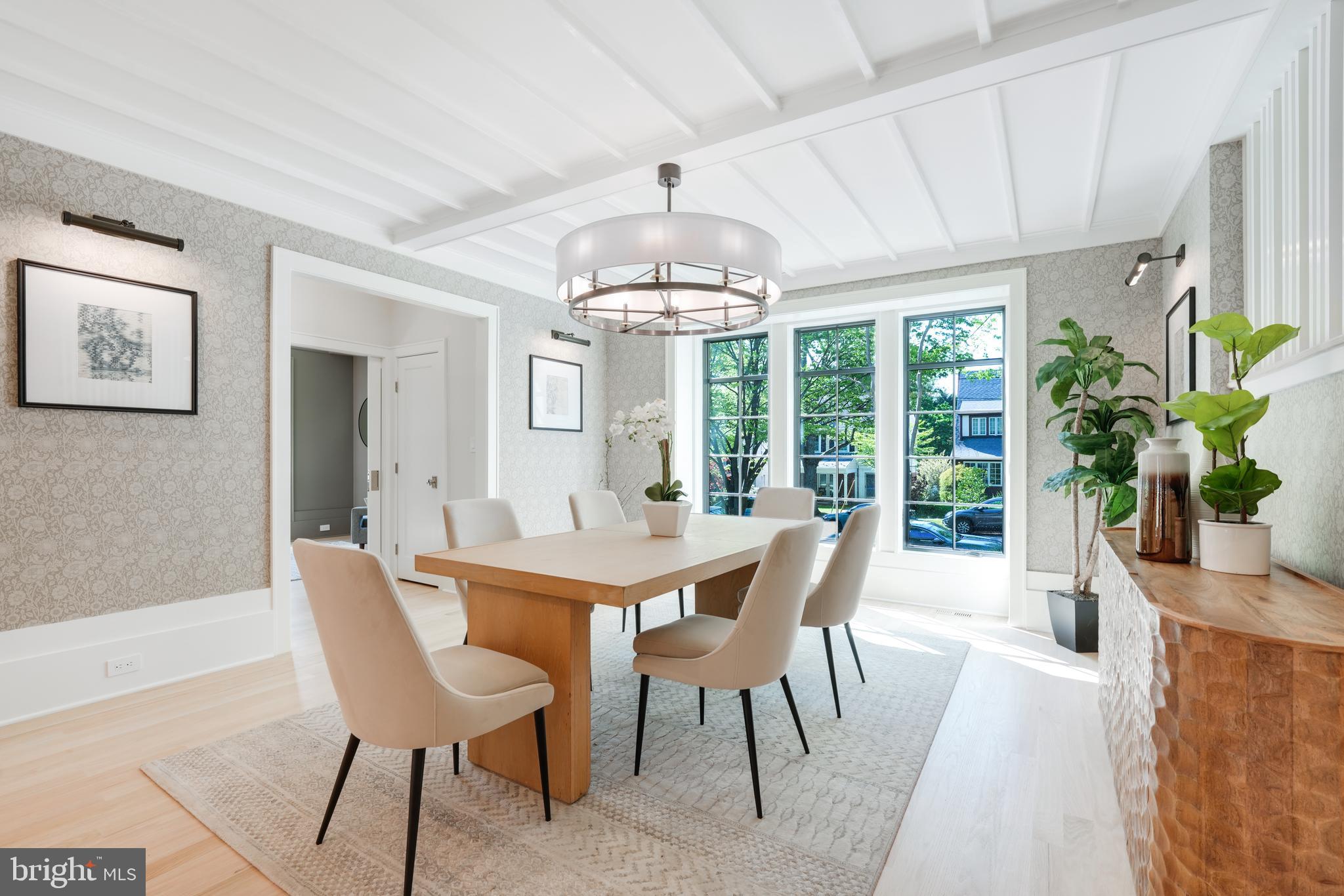 CHEVY CHASE - Residential