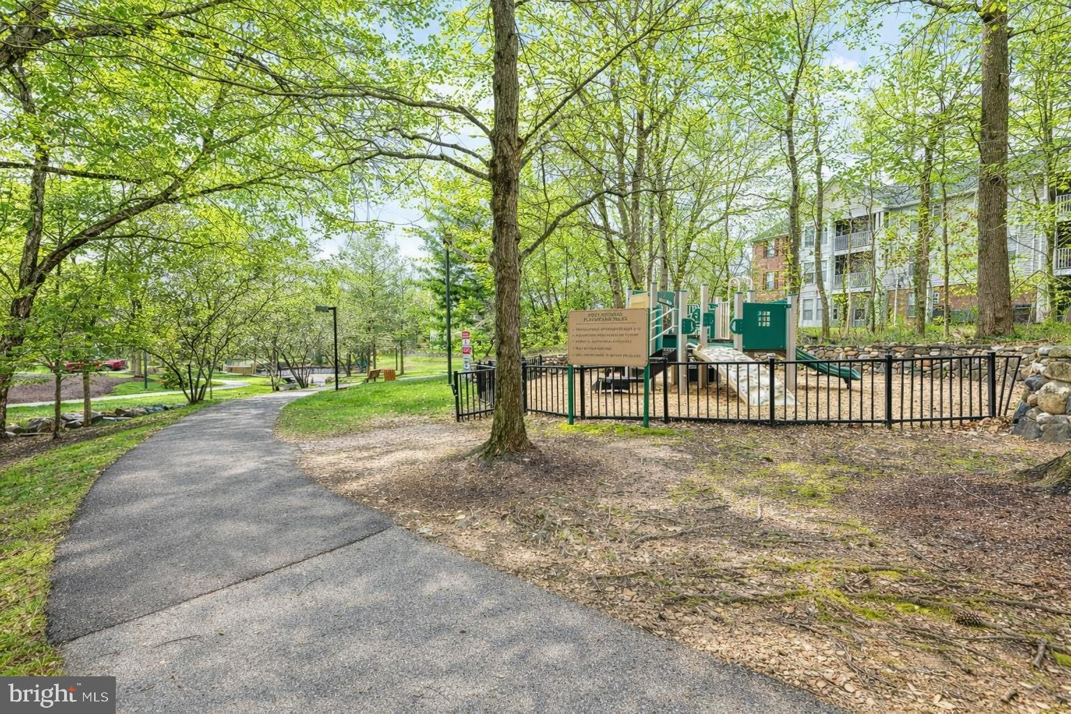 PINEY ORCHARD - Residential