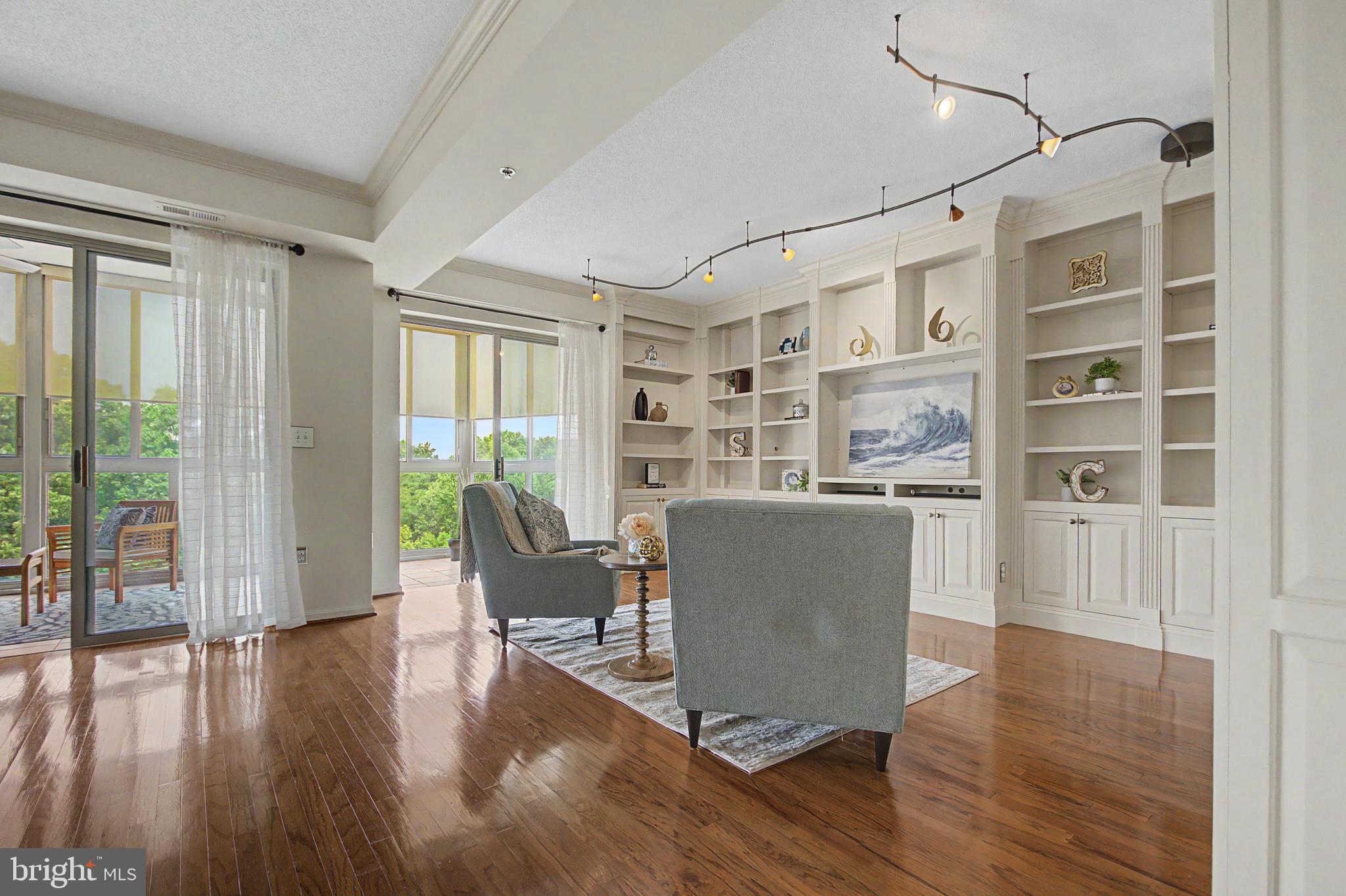 HERITAGE HARBOUR - Residential
