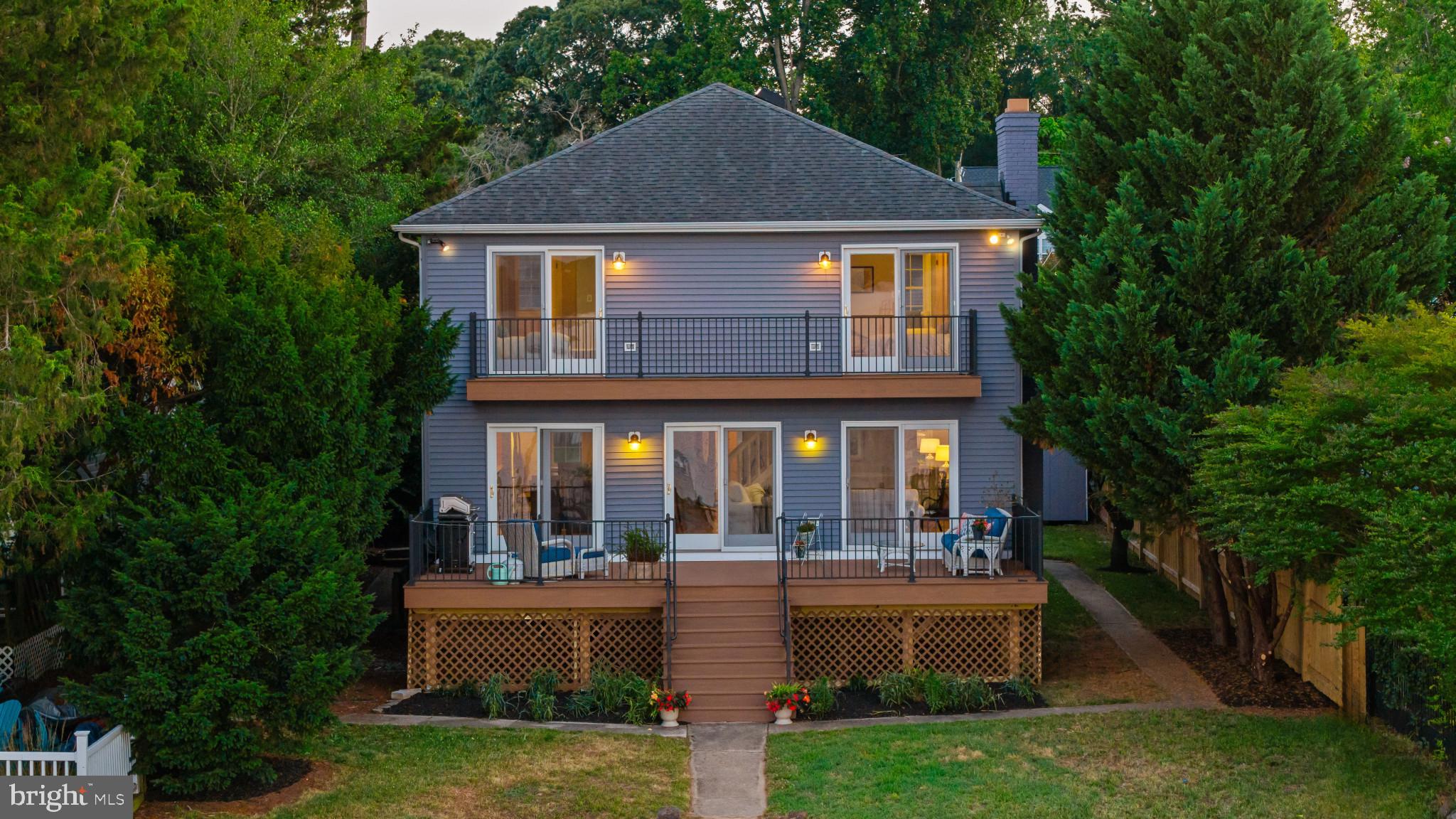 MANHATTAN BEACH - Residential