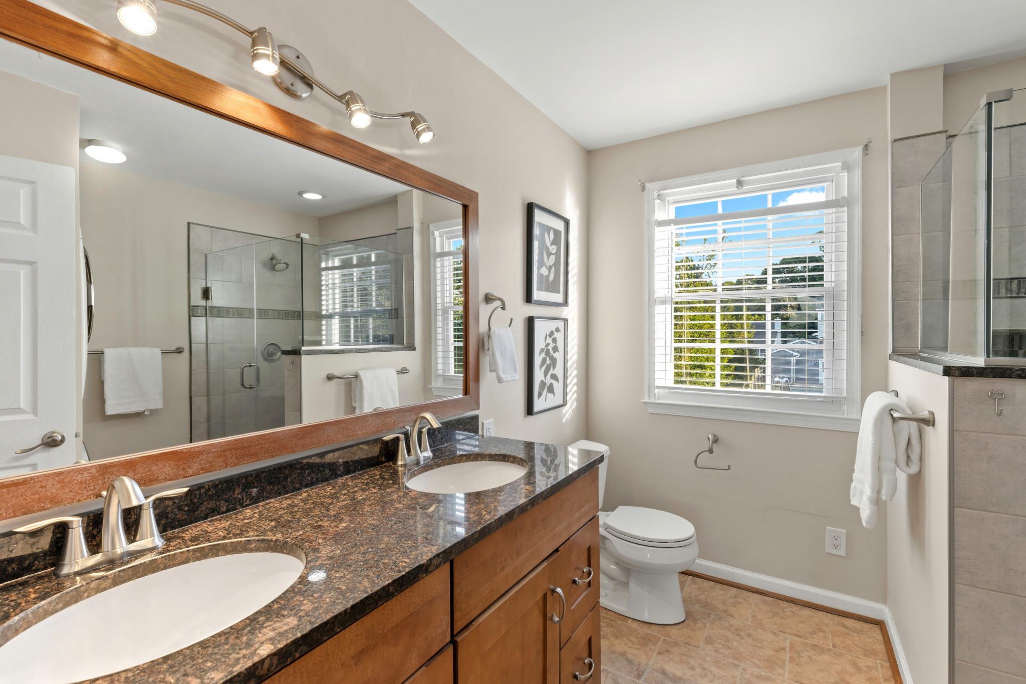 MANHATTAN BEACH - Residential