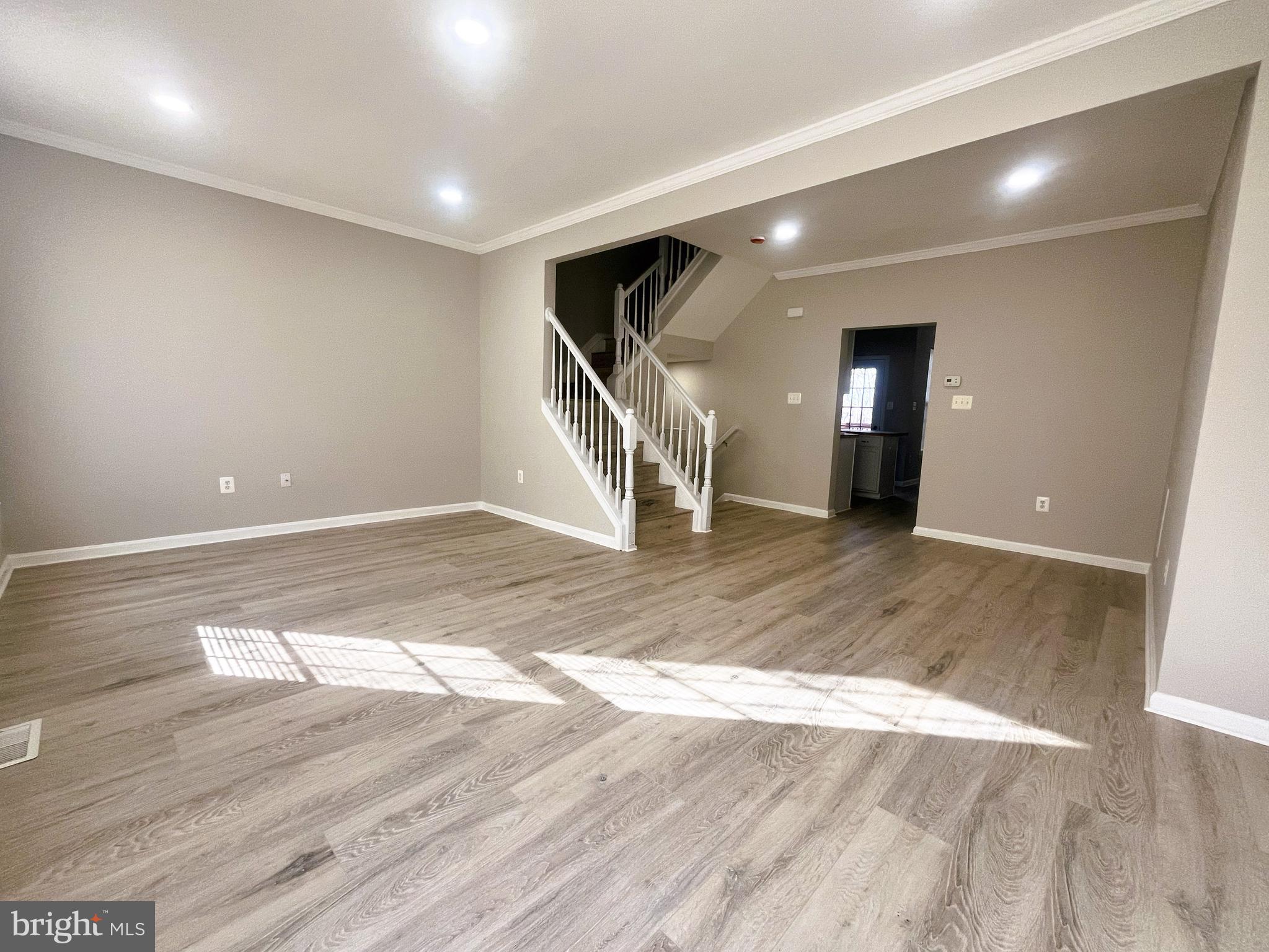 JEFFERSON VILLAGE - Residential Lease