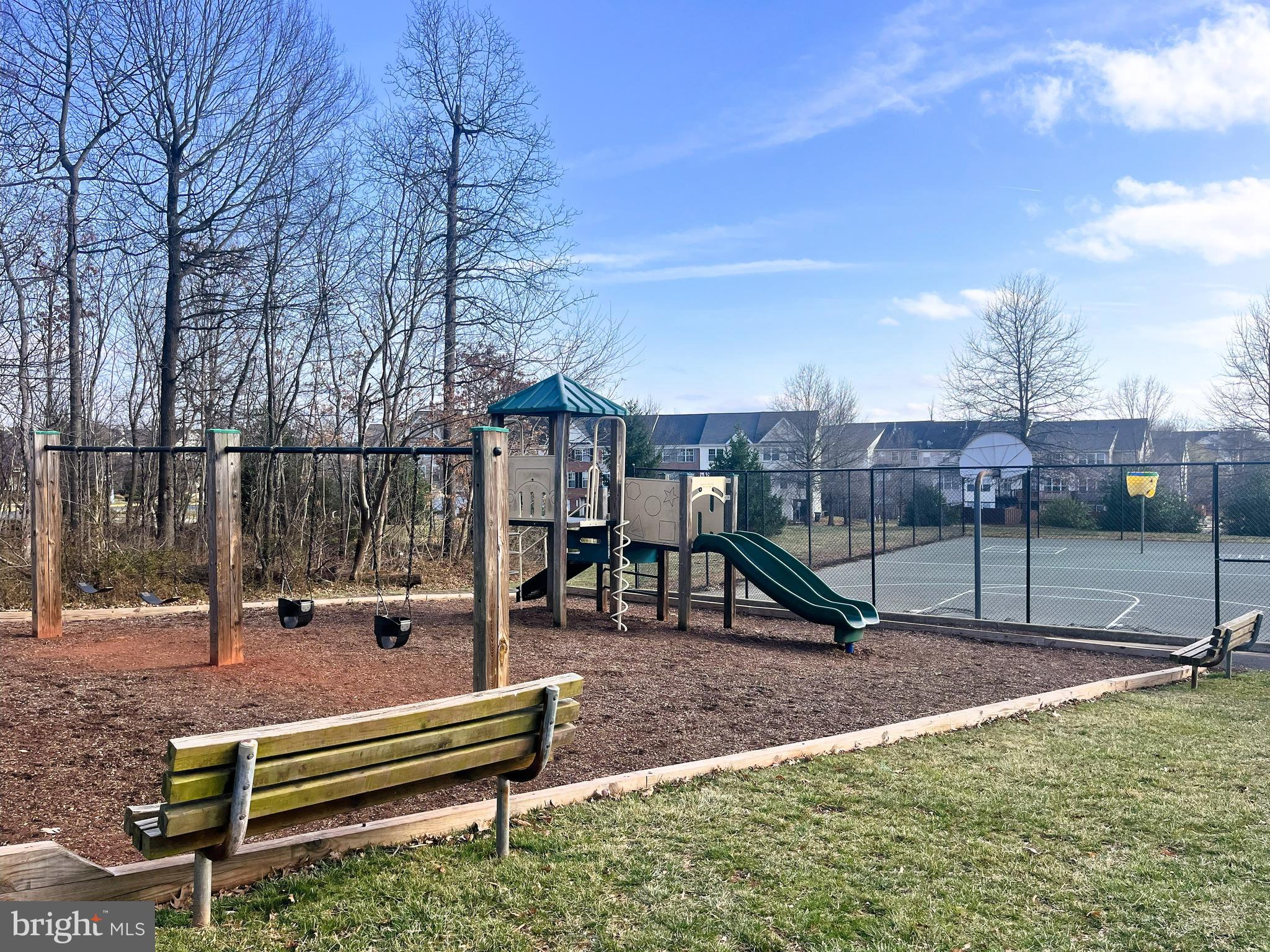 JEFFERSON VILLAGE - Residential Lease