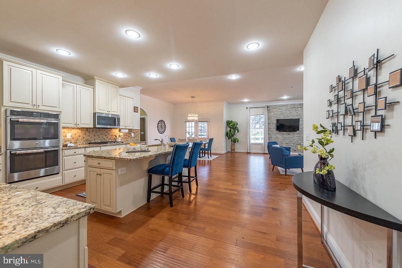 MEADOWS 2 - Residential