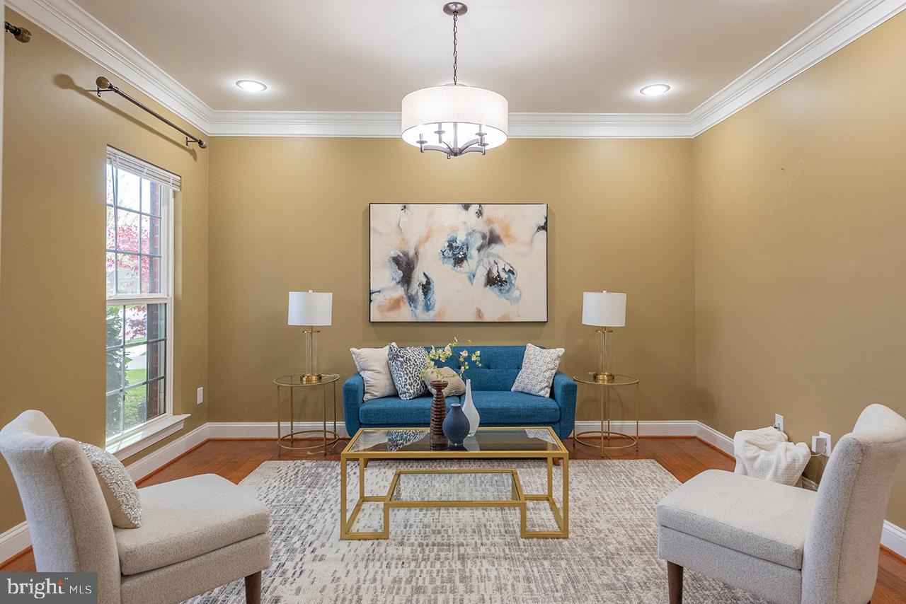 MEADOWS 2 - Residential