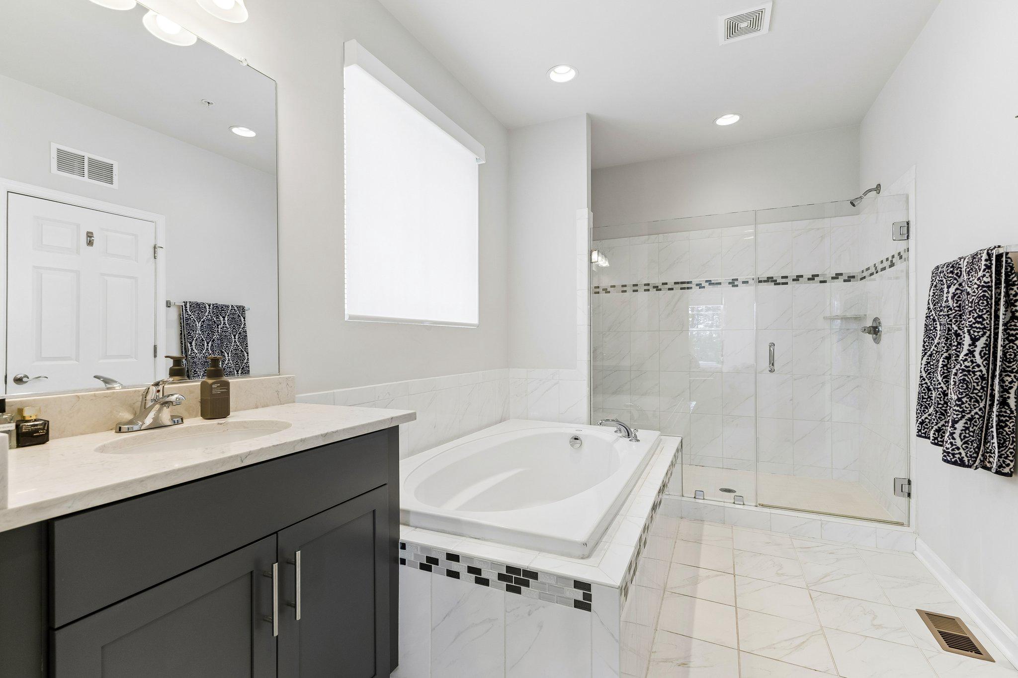 THE SANCTUARY - TWO RIVERS - Residential