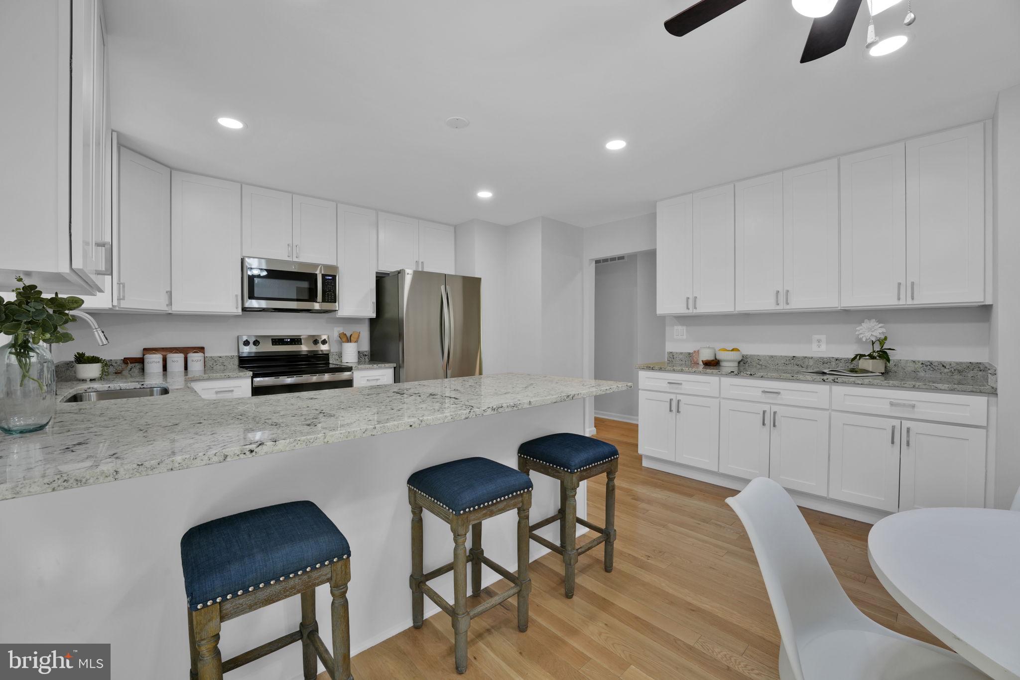 CARROLL ESTATES - Residential