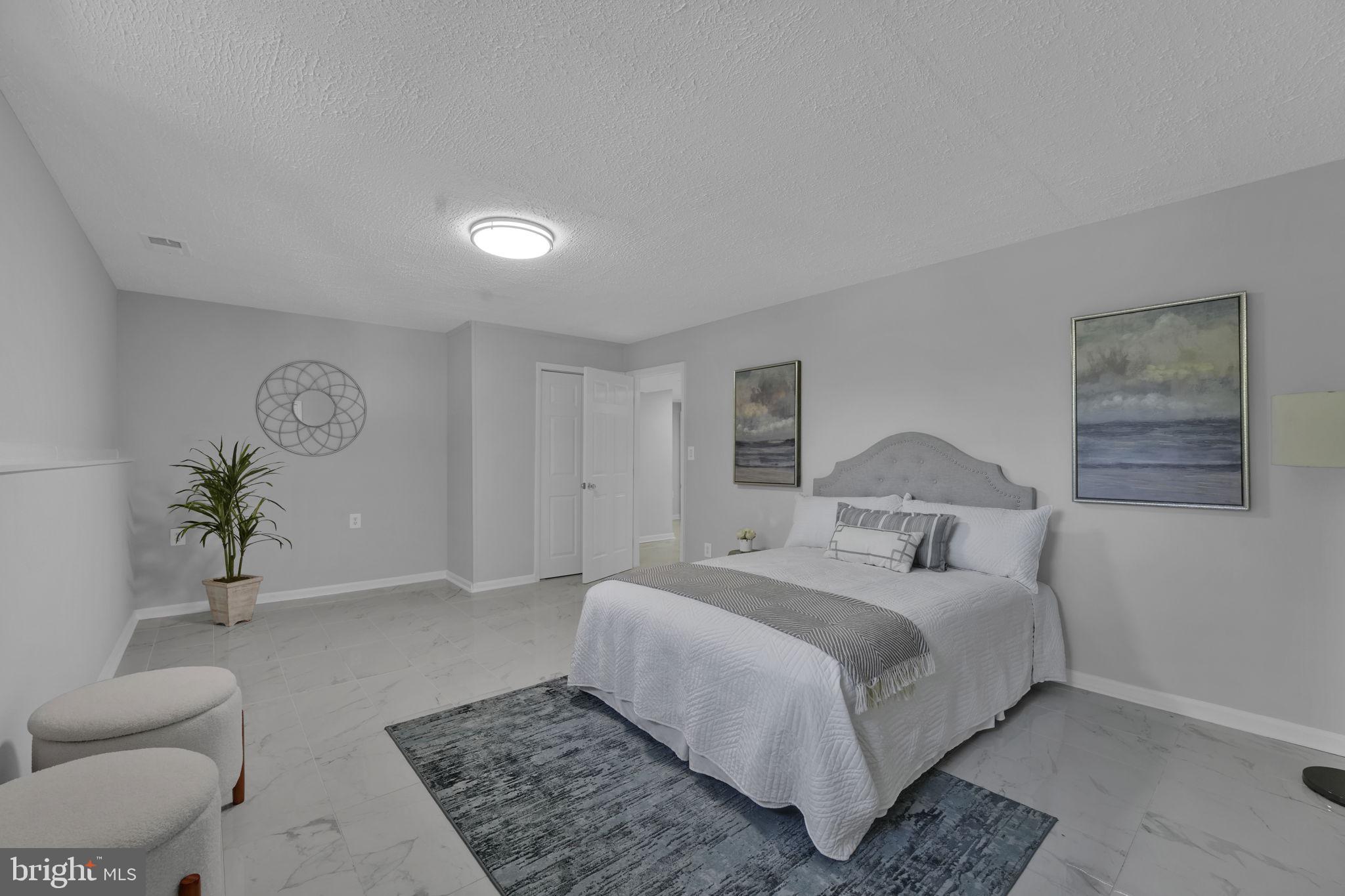 CARROLL ESTATES - Residential