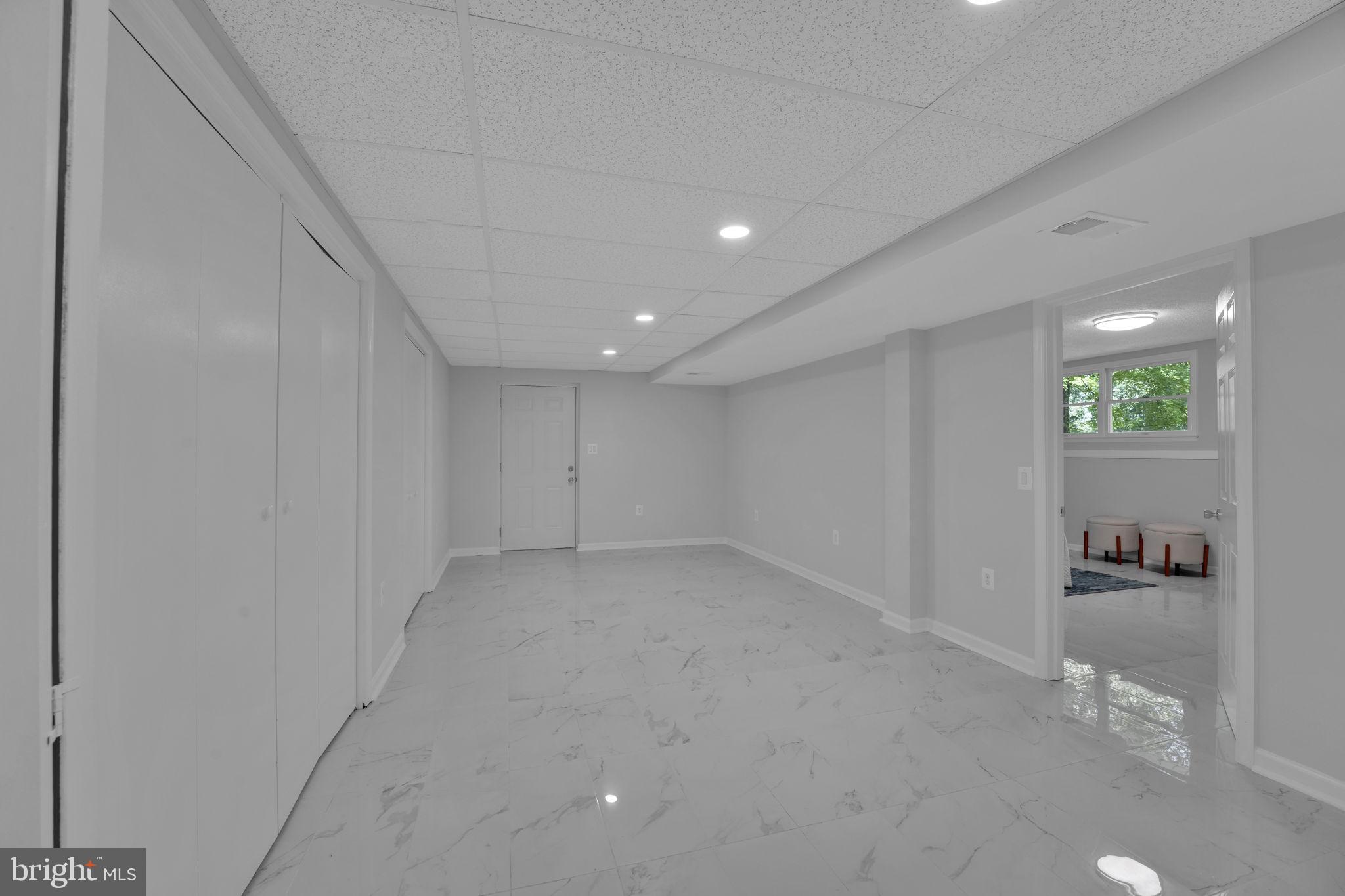 CARROLL ESTATES - Residential