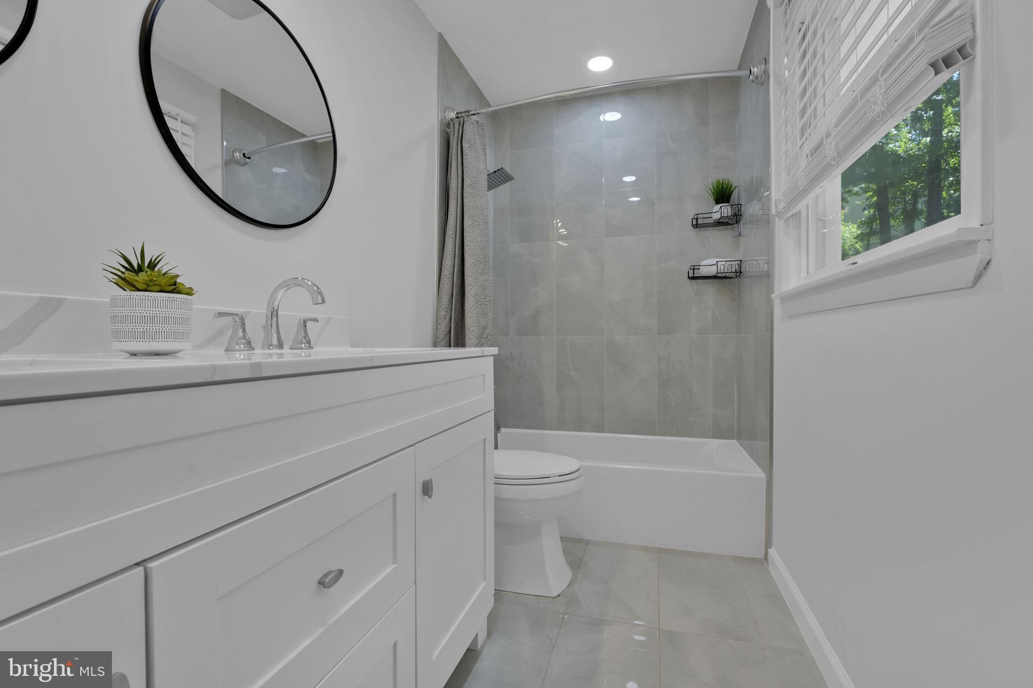 CARROLL ESTATES - Residential