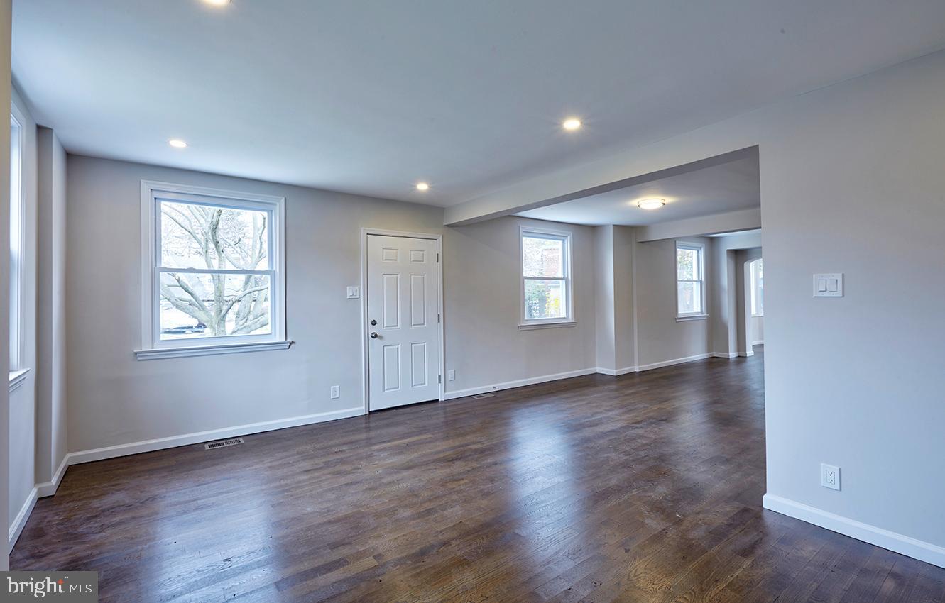 HAVERTOWN - Residential