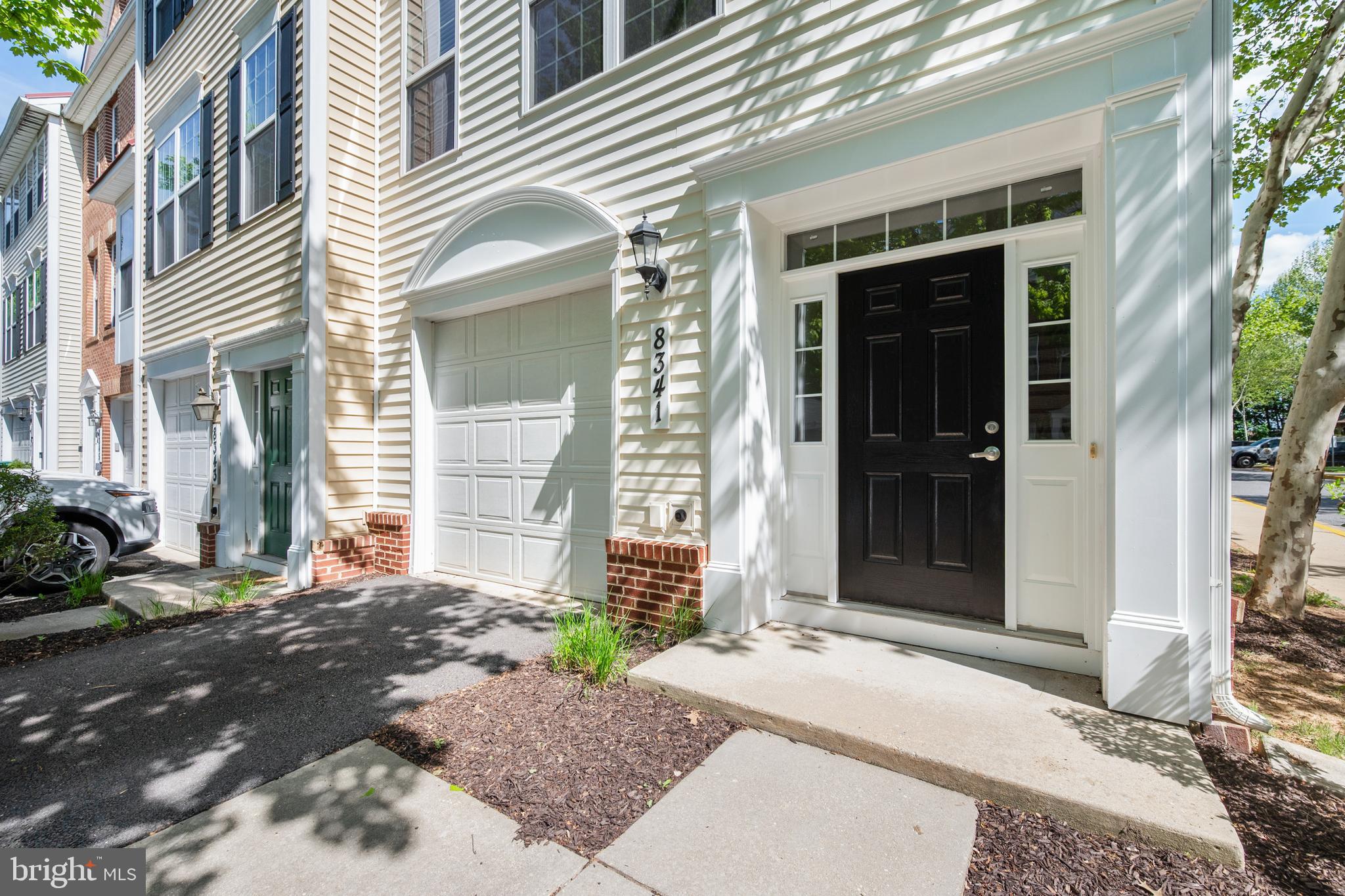 WOODWARD CROSSING - Residential Lease