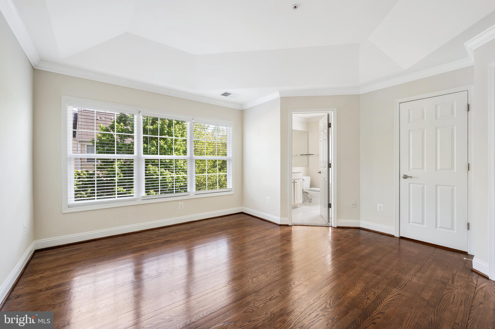 WOODWARD CROSSING - Residential Lease