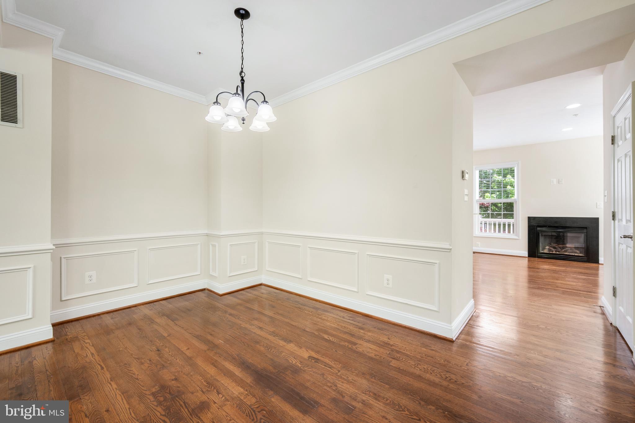 WOODWARD CROSSING - Residential Lease