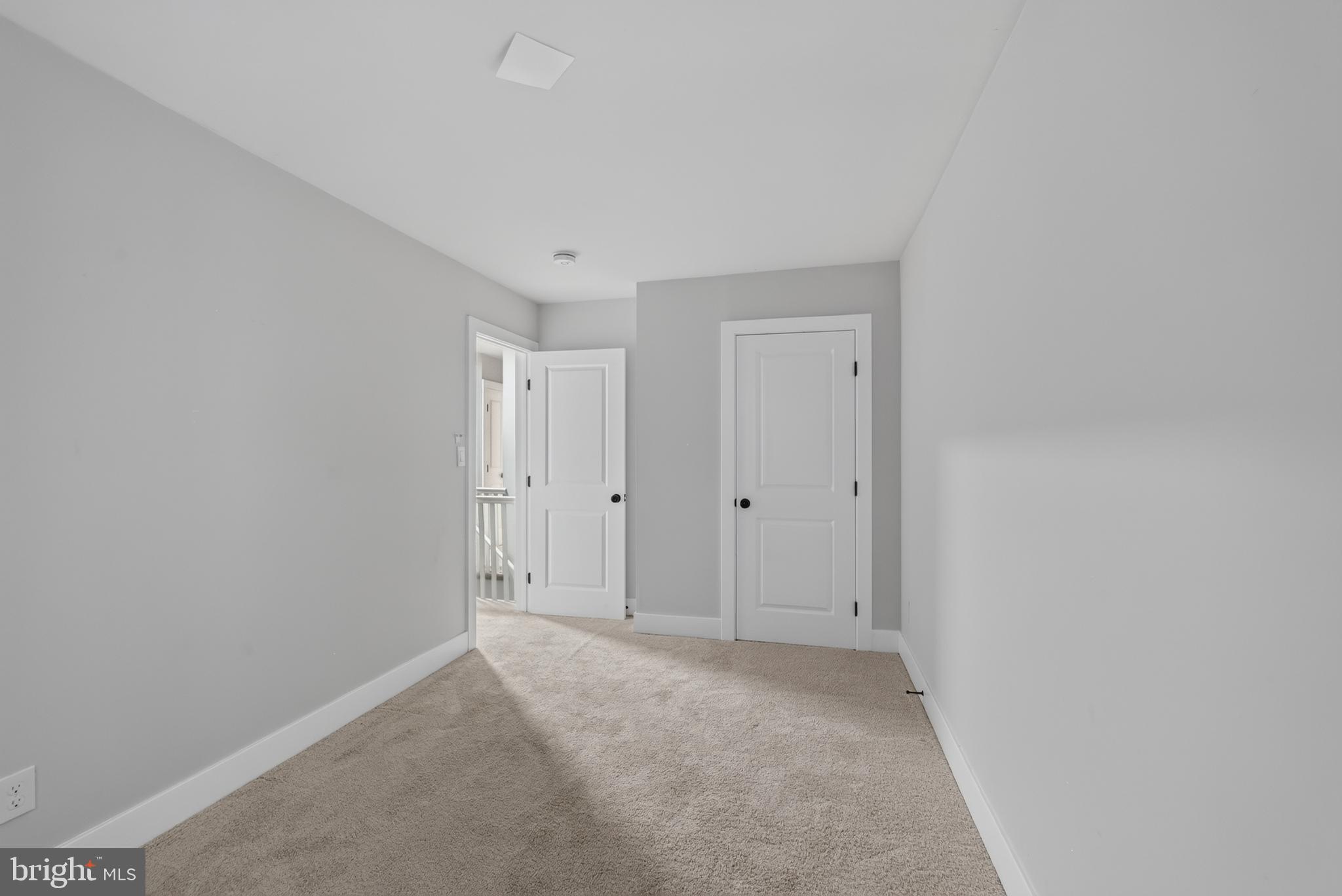 OXON RUN HILLS - Residential