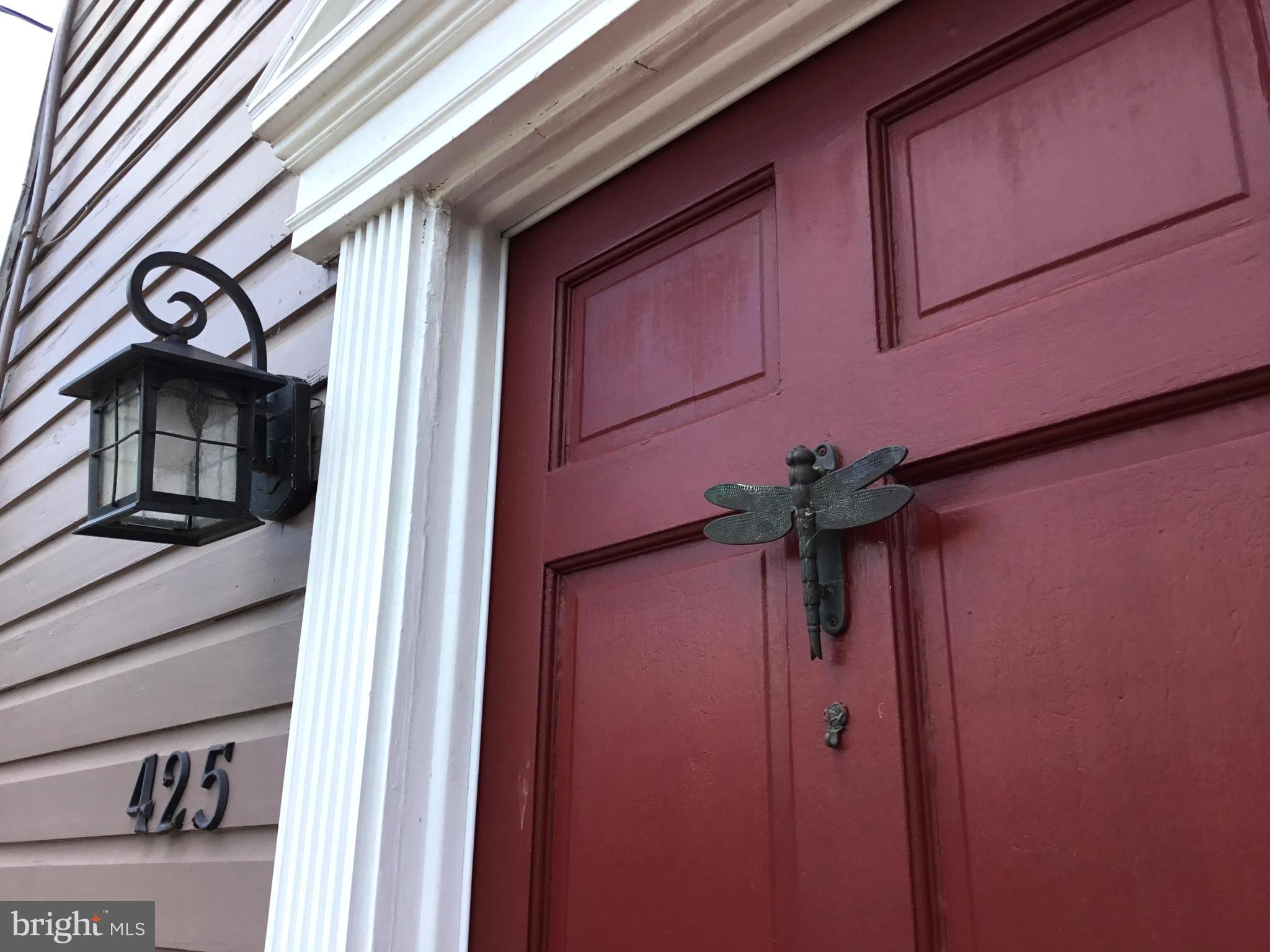 OLD TOWN - Residential Lease