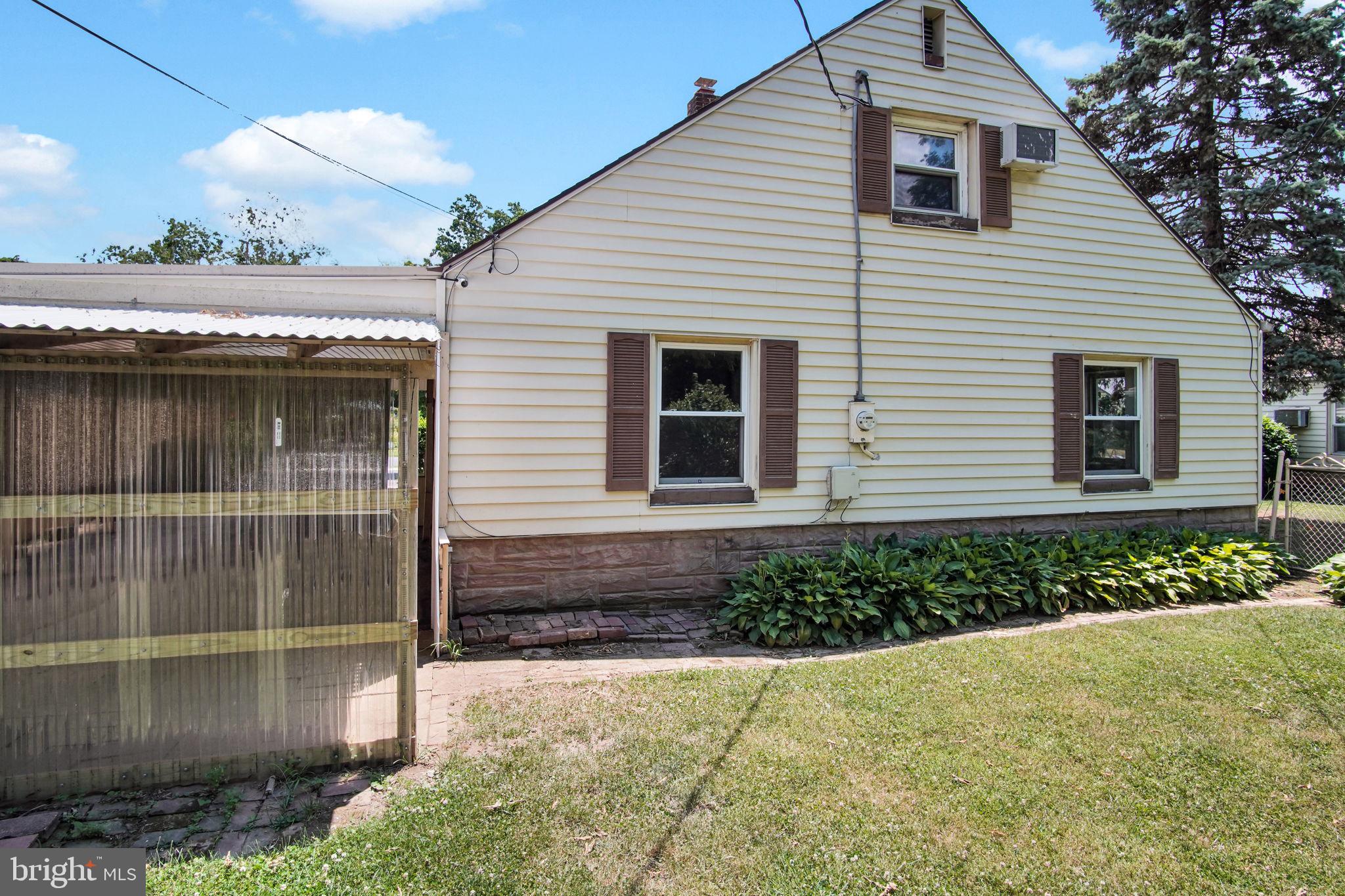 HIGHLAND ESTATES - Residential