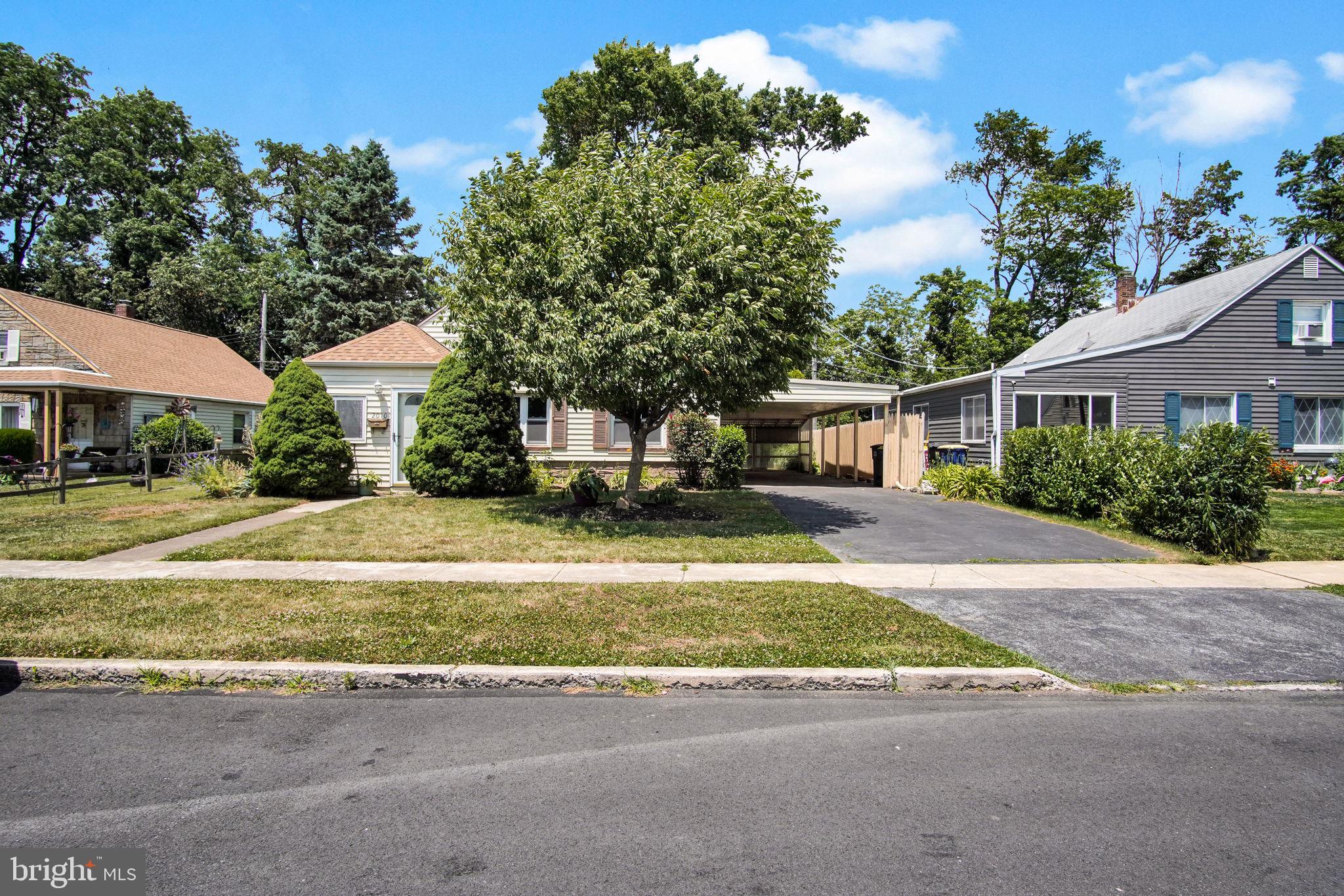 HIGHLAND ESTATES - Residential