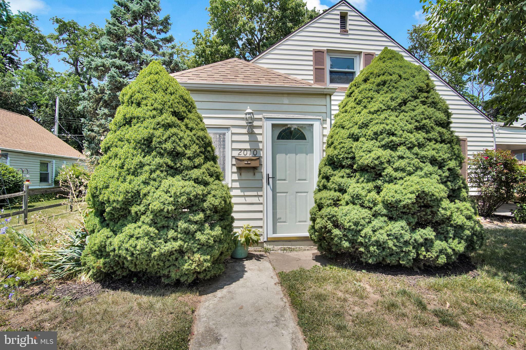 HIGHLAND ESTATES - Residential