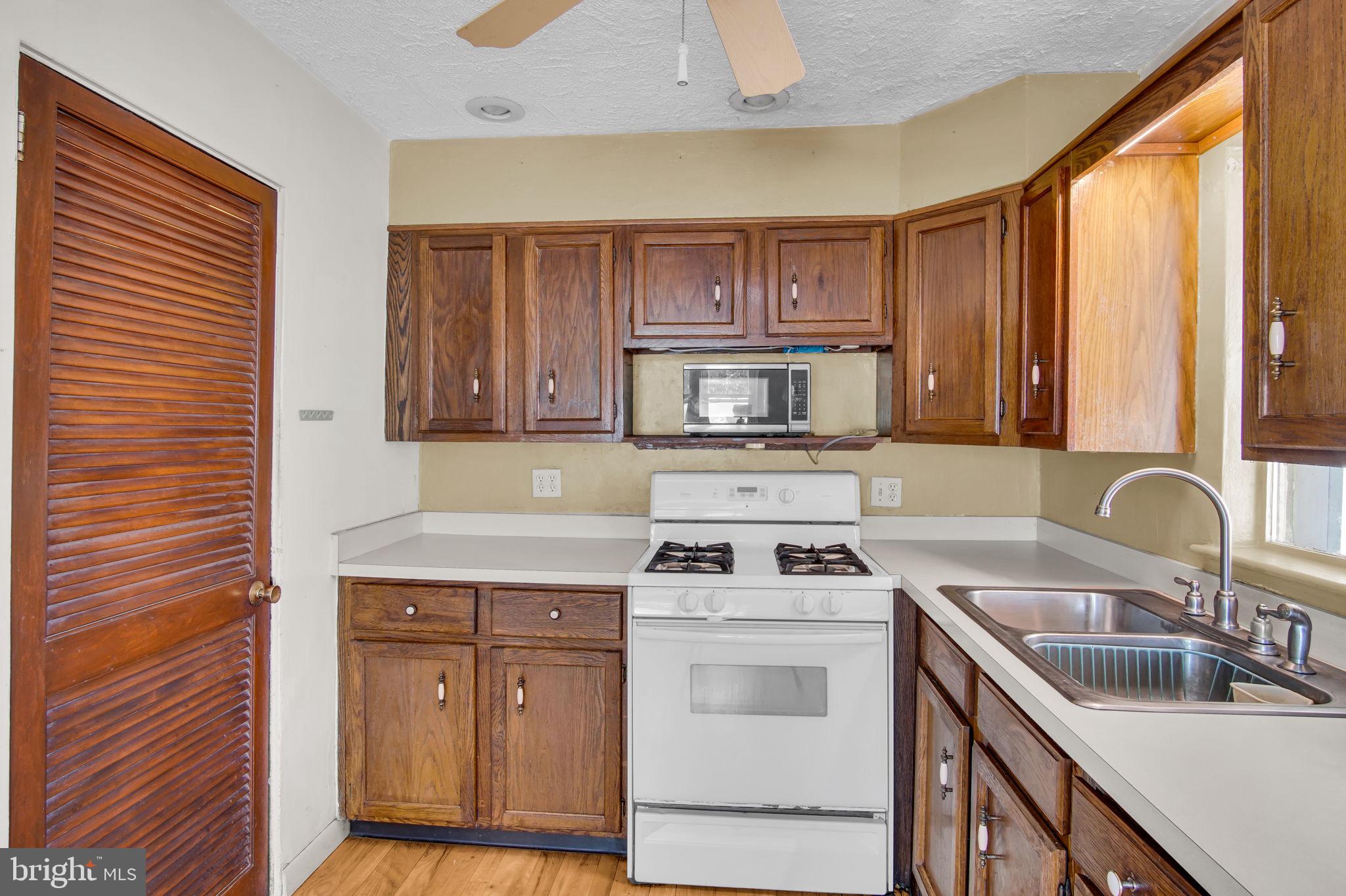 HIGHLAND ESTATES - Residential
