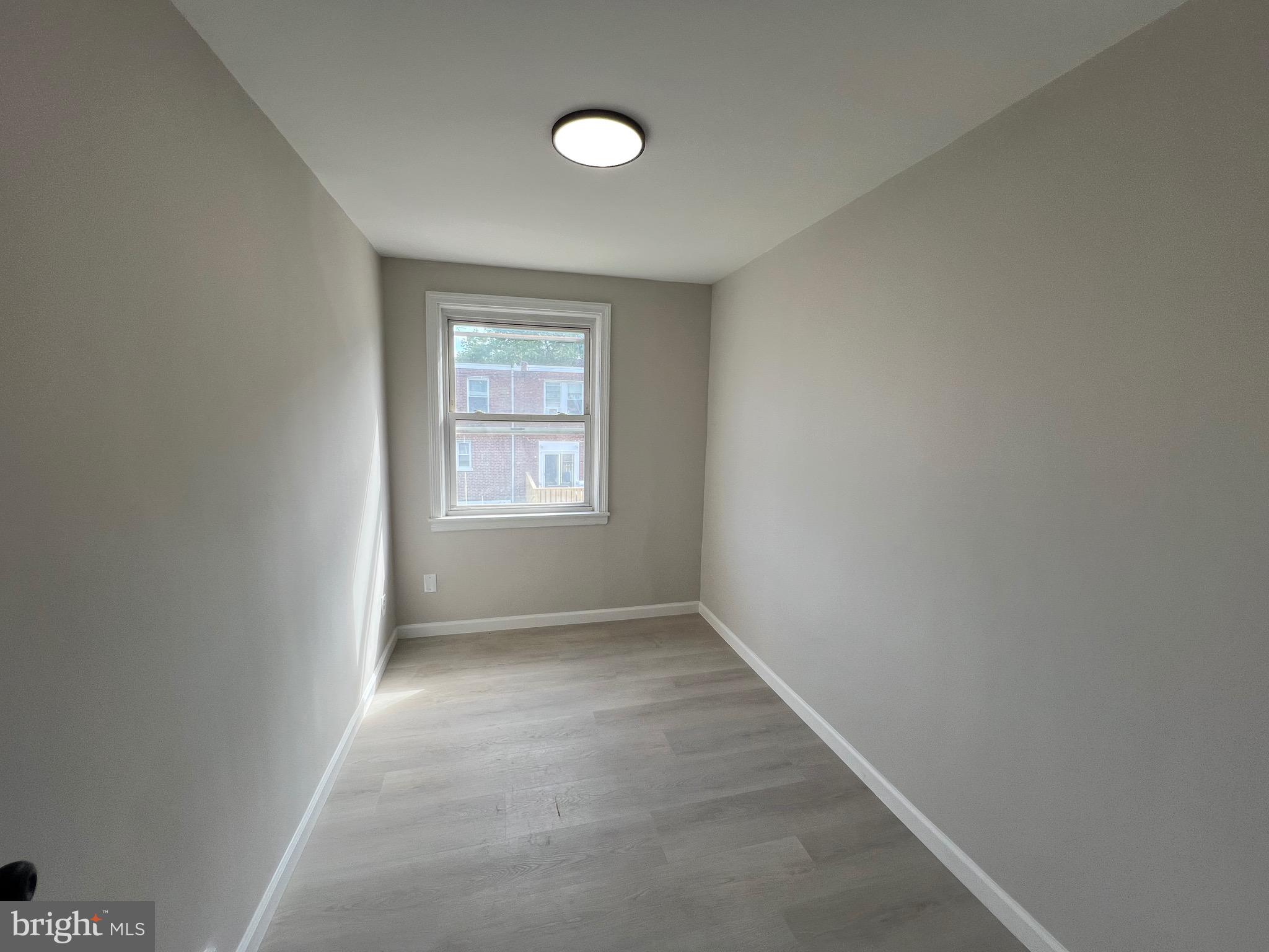 MAYFAIR (EAST) - Residential