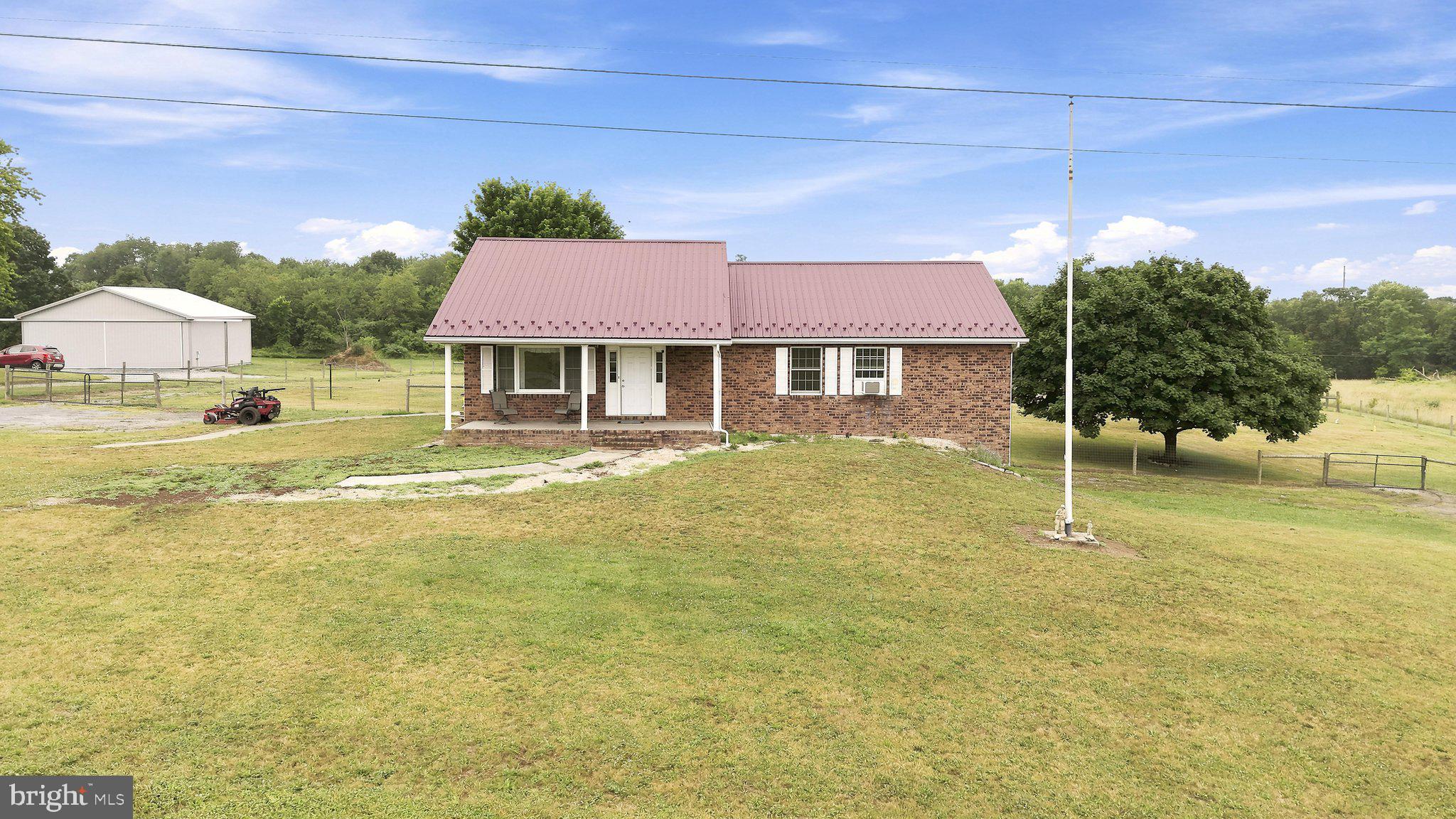 RED HAWK - Residential