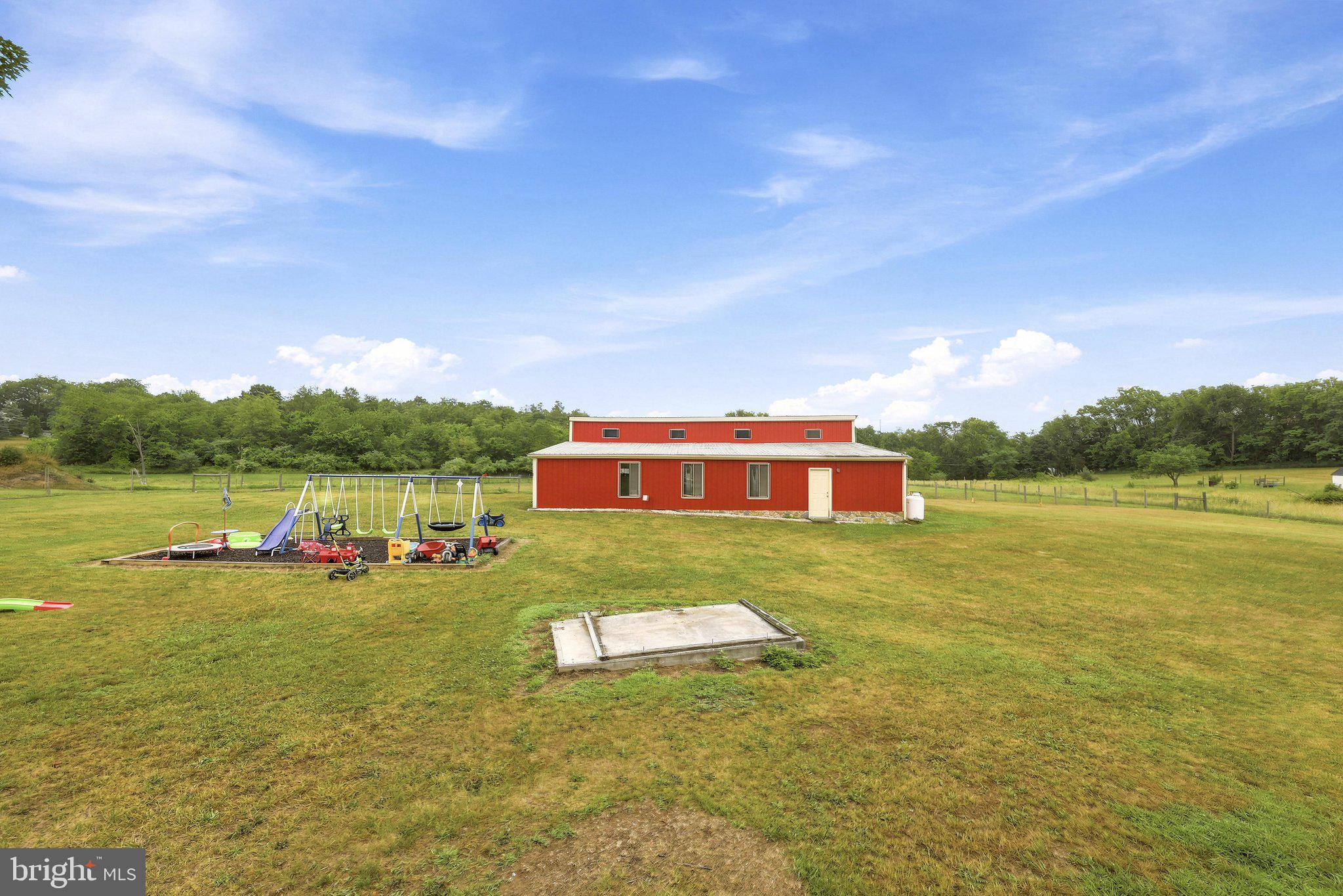 RED HAWK - Residential