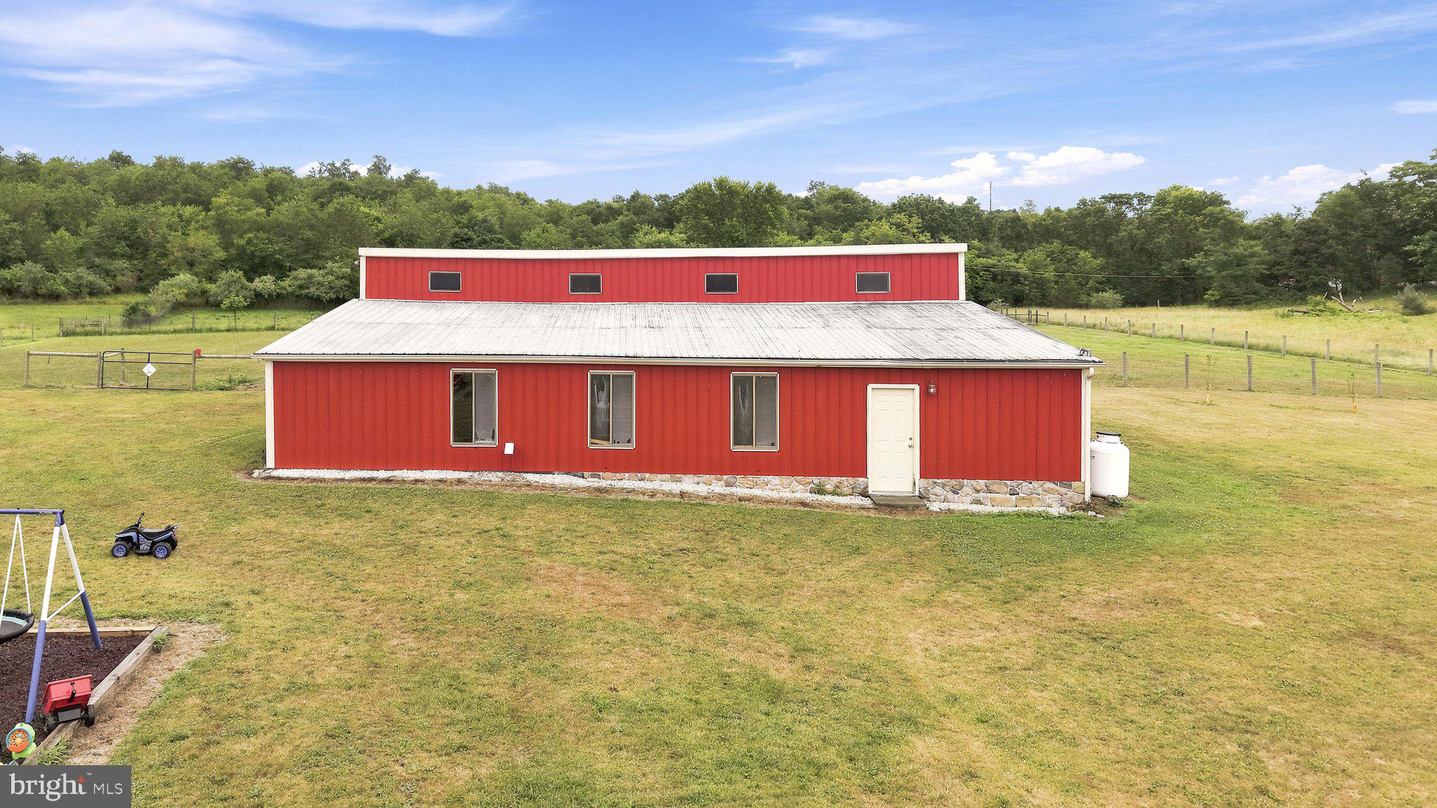 RED HAWK - Residential