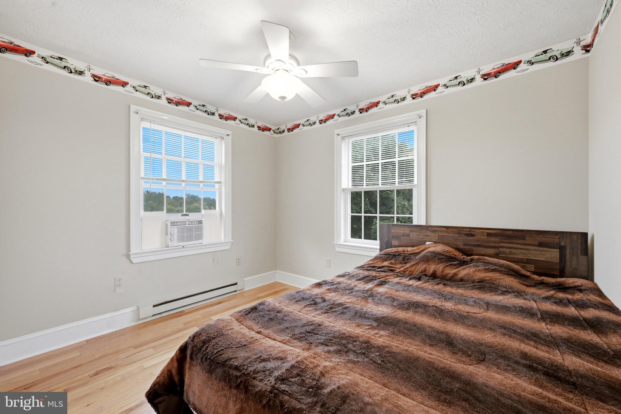 RED HAWK - Residential