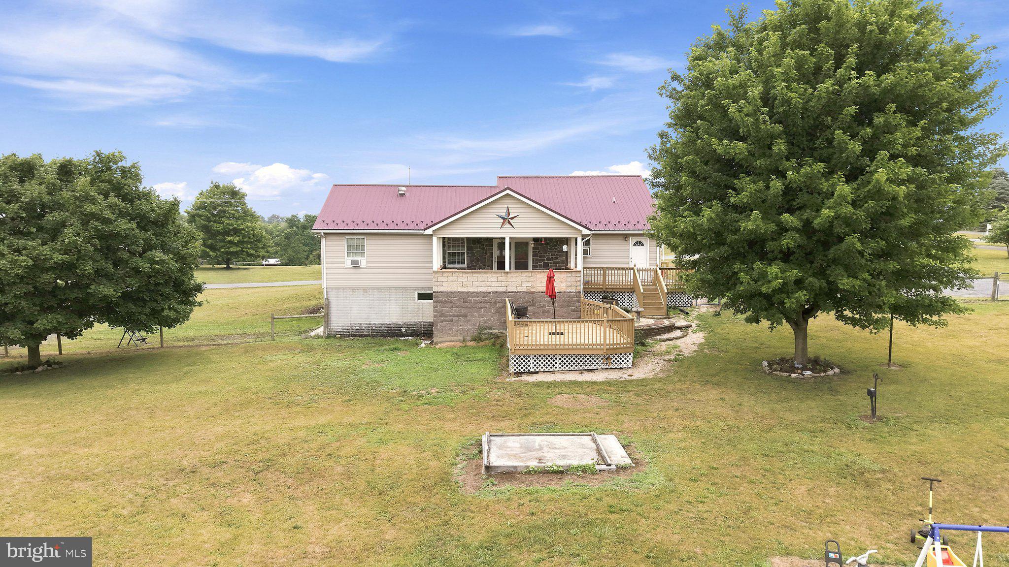 RED HAWK - Residential
