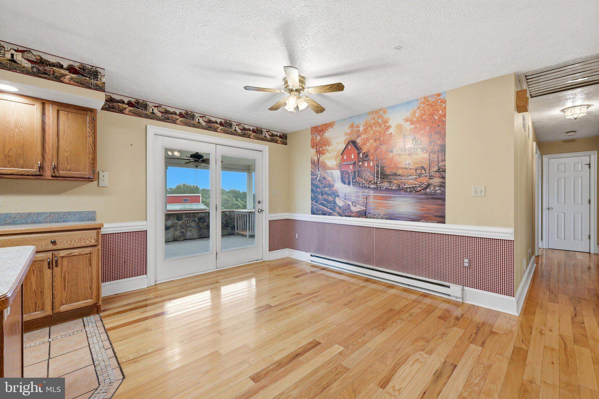 RED HAWK - Residential