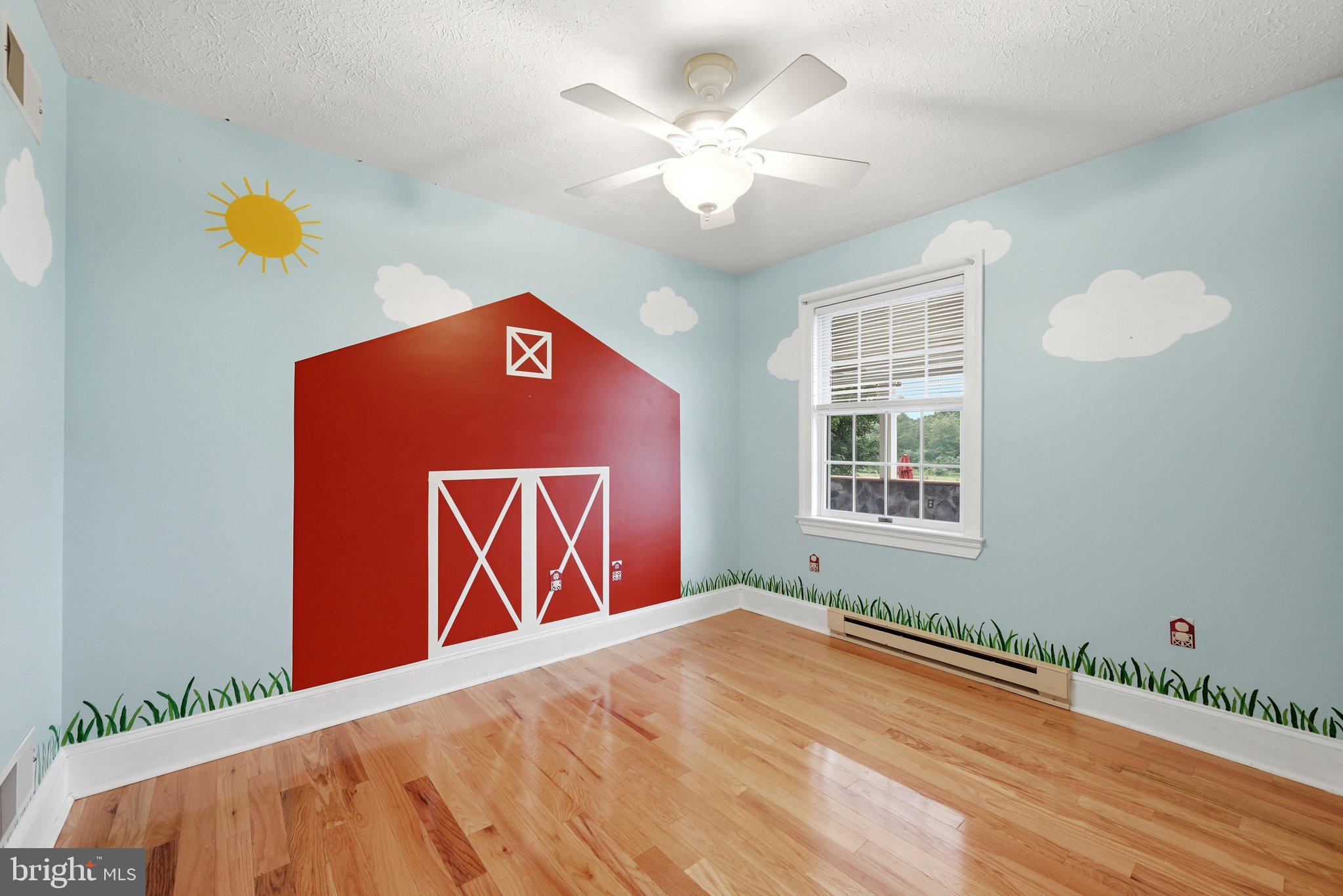 RED HAWK - Residential