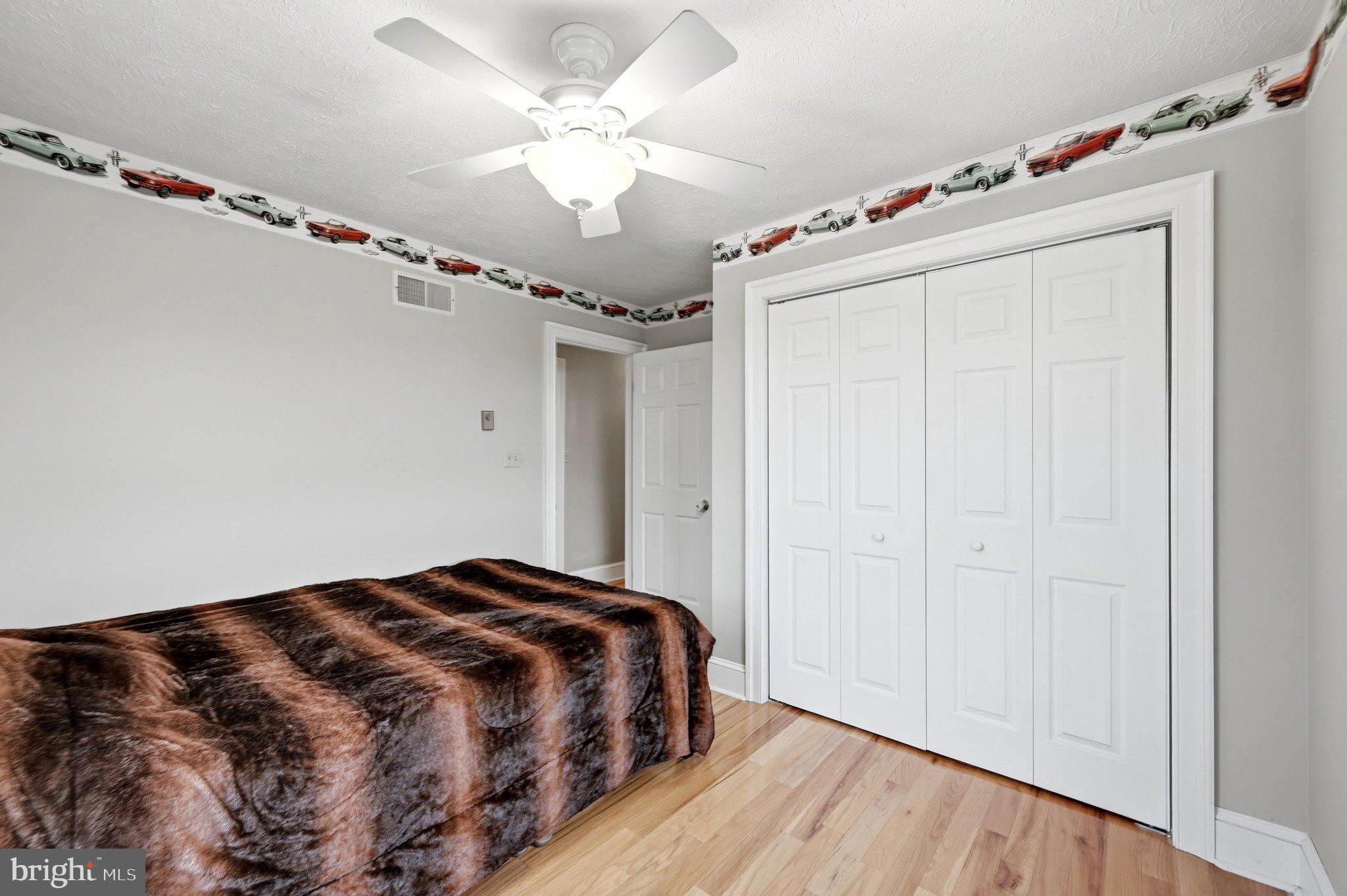 RED HAWK - Residential