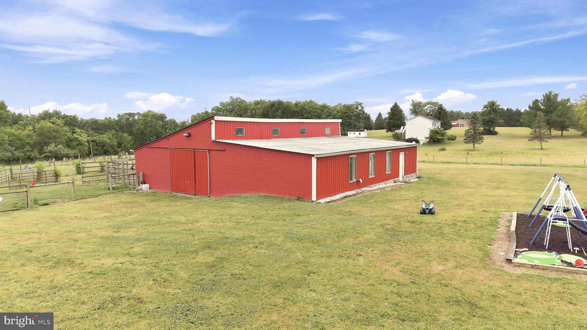 RED HAWK - Residential
