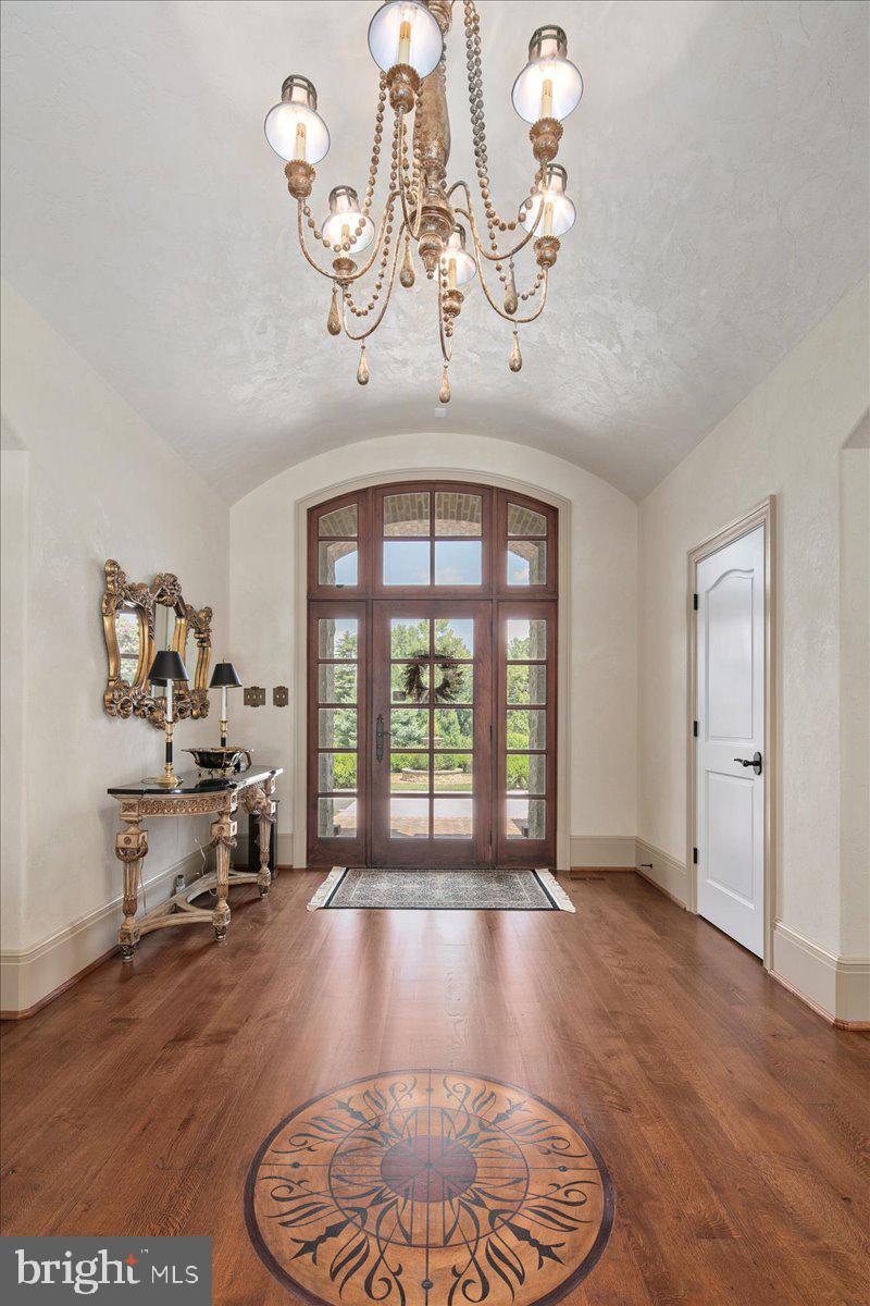 CLIFTON - Residential