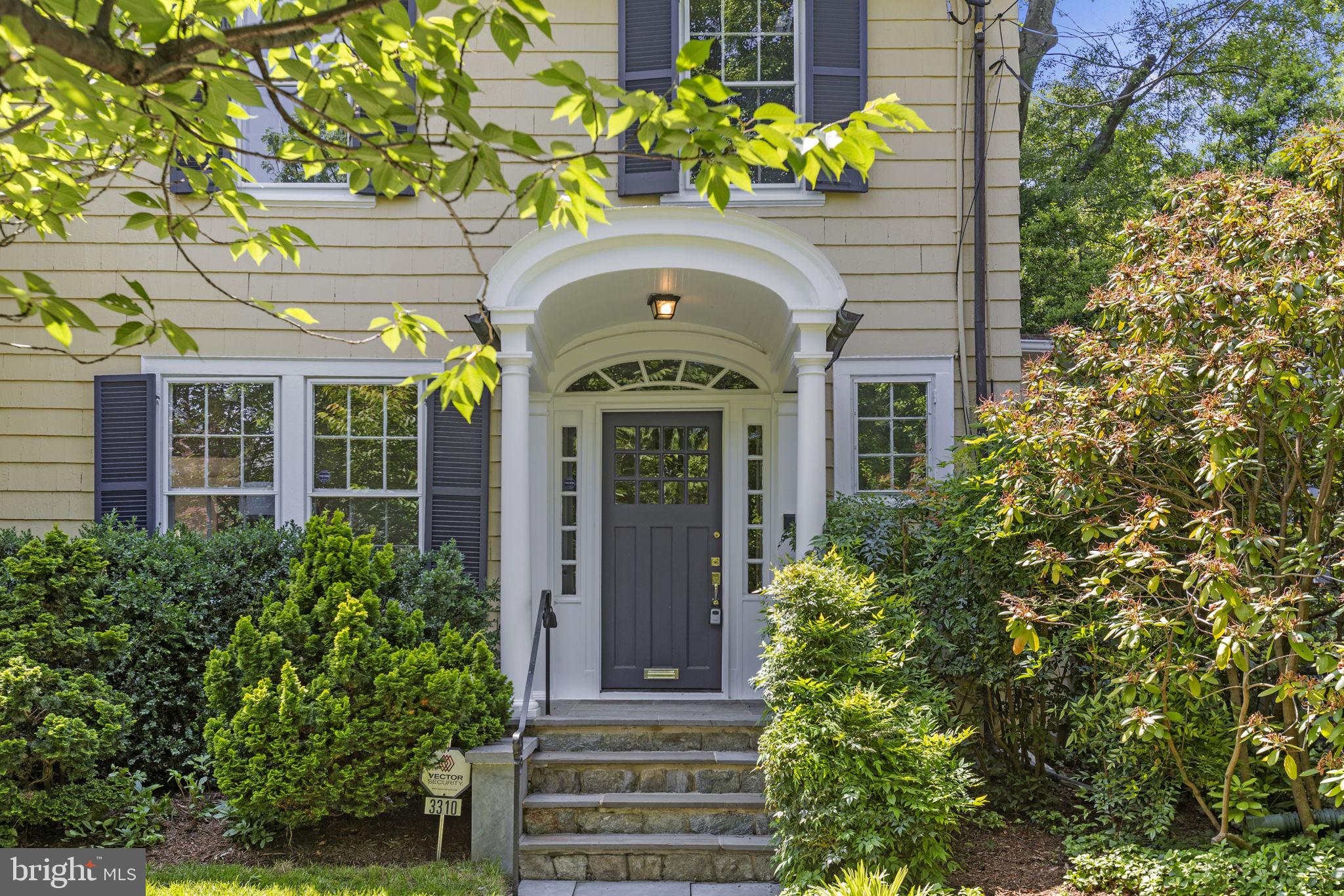 CLEVELAND PARK - Residential
