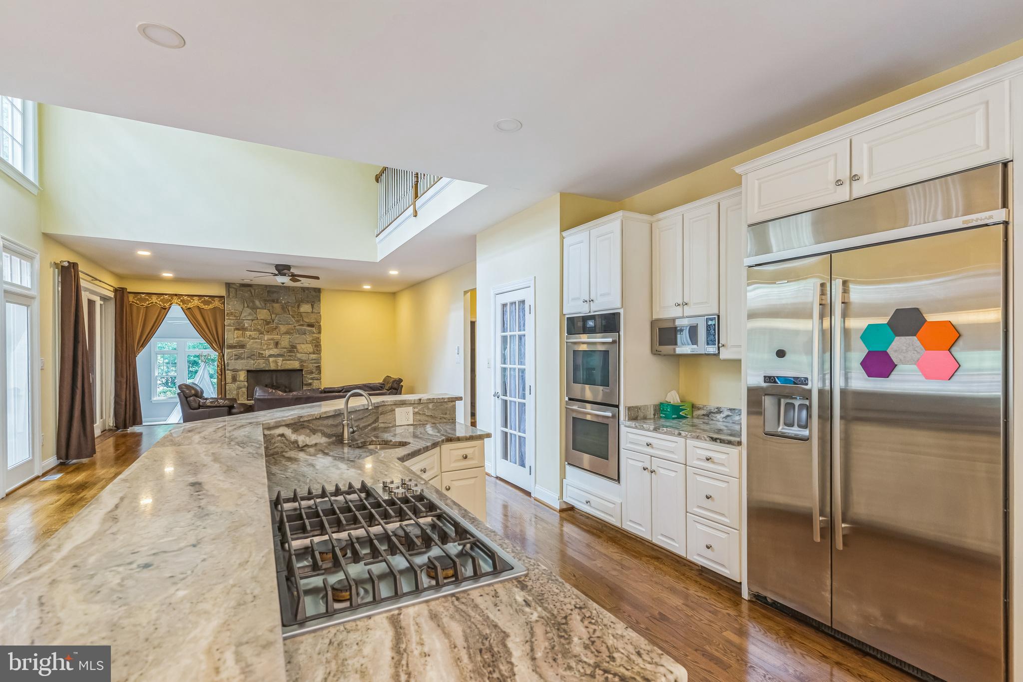 OAKTON ESTATES - Residential