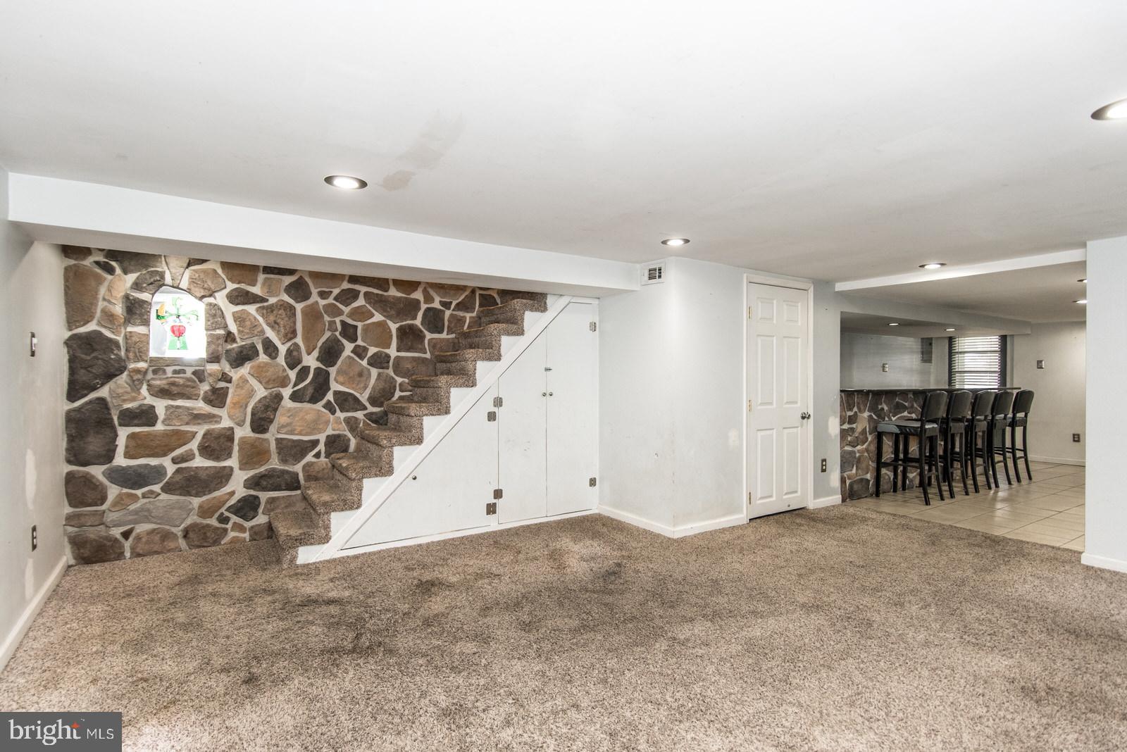 PINE VALLEY - Residential