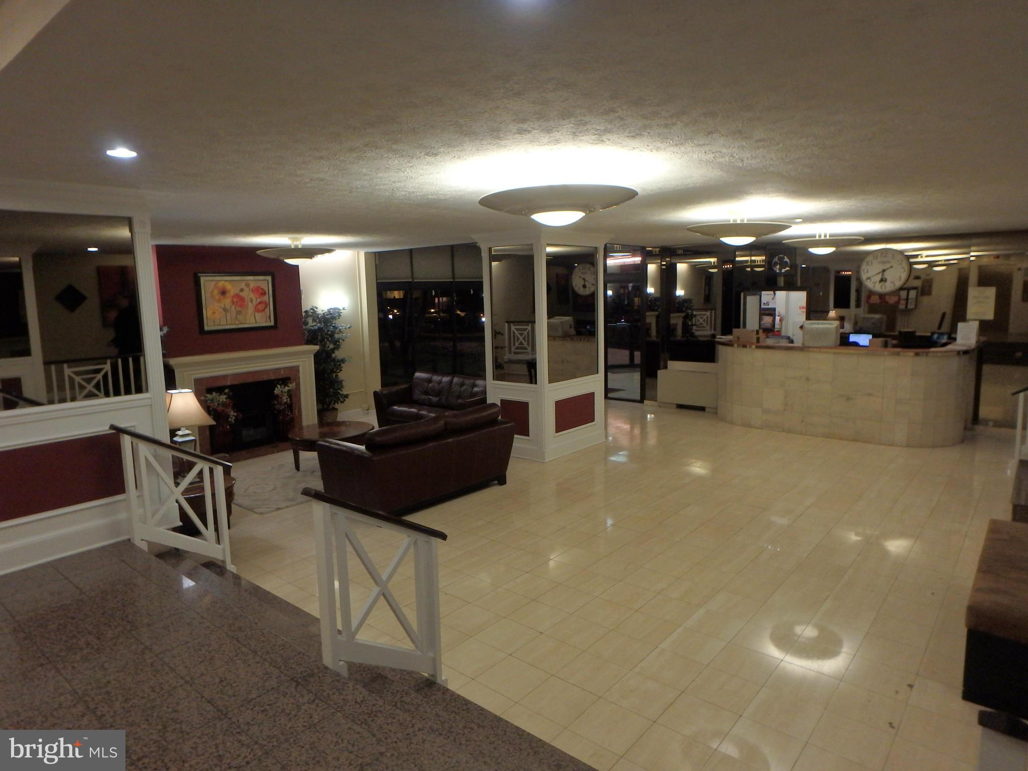 RIVER PLACE - Residential Lease