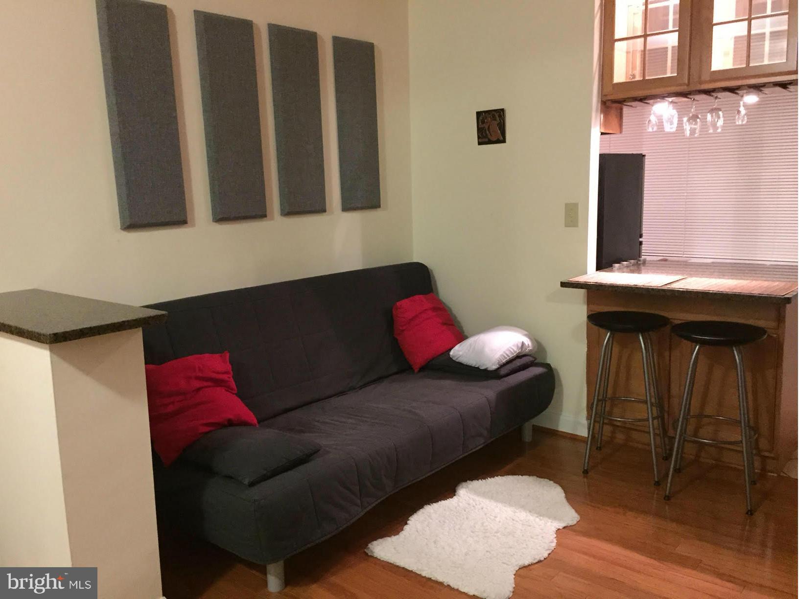 RIVER PLACE - Residential Lease