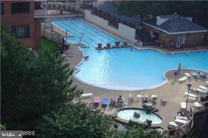 RIVER PLACE - Residential Lease