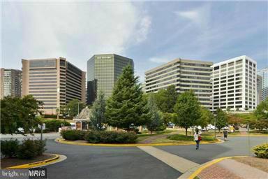 RIVER PLACE - Residential Lease