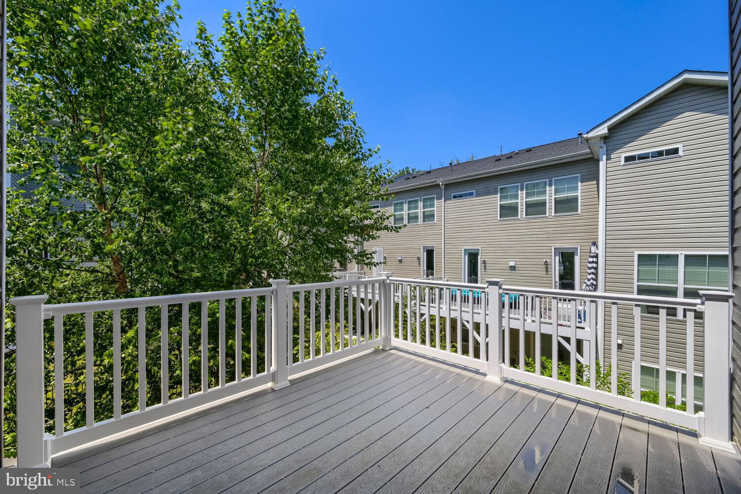 ARNOLD RIDGE - Residential