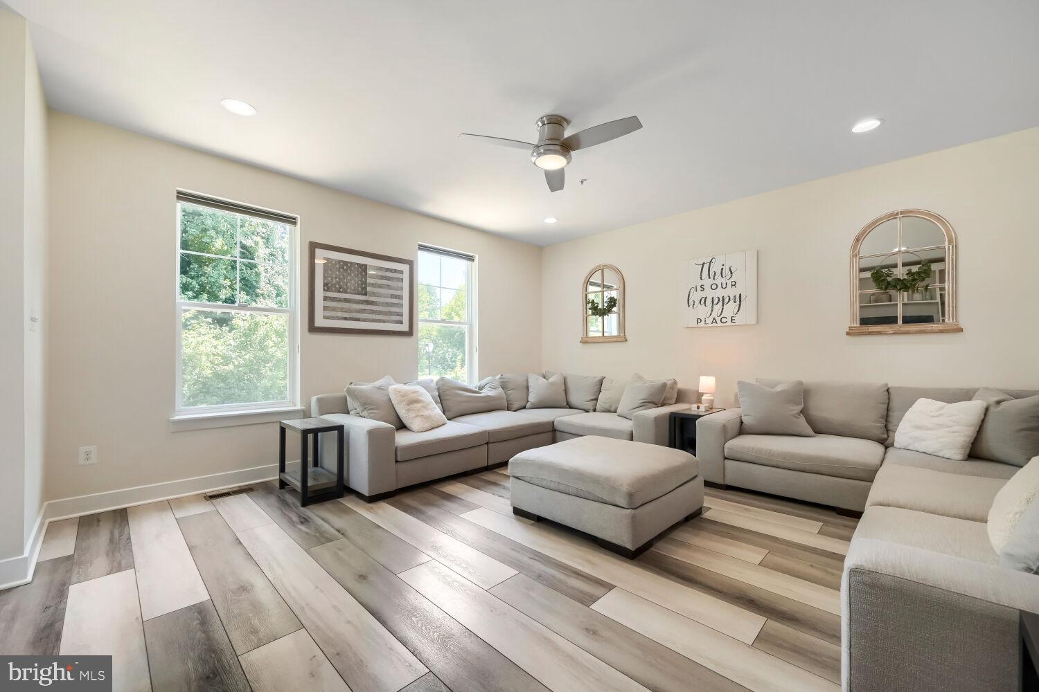 ARNOLD RIDGE - Residential