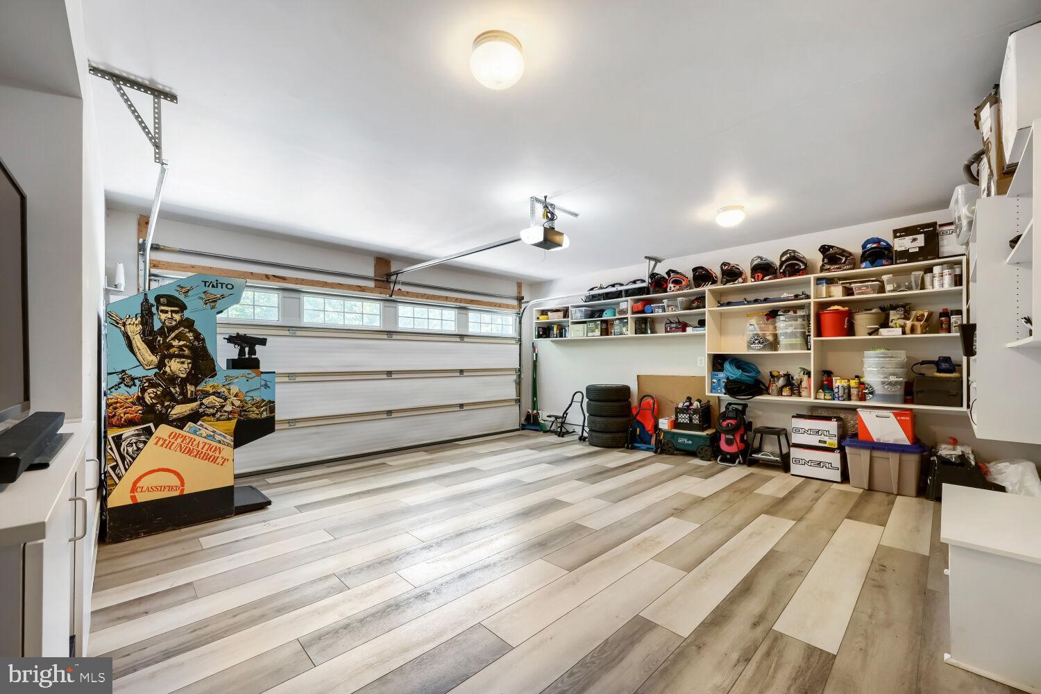 ARNOLD RIDGE - Residential