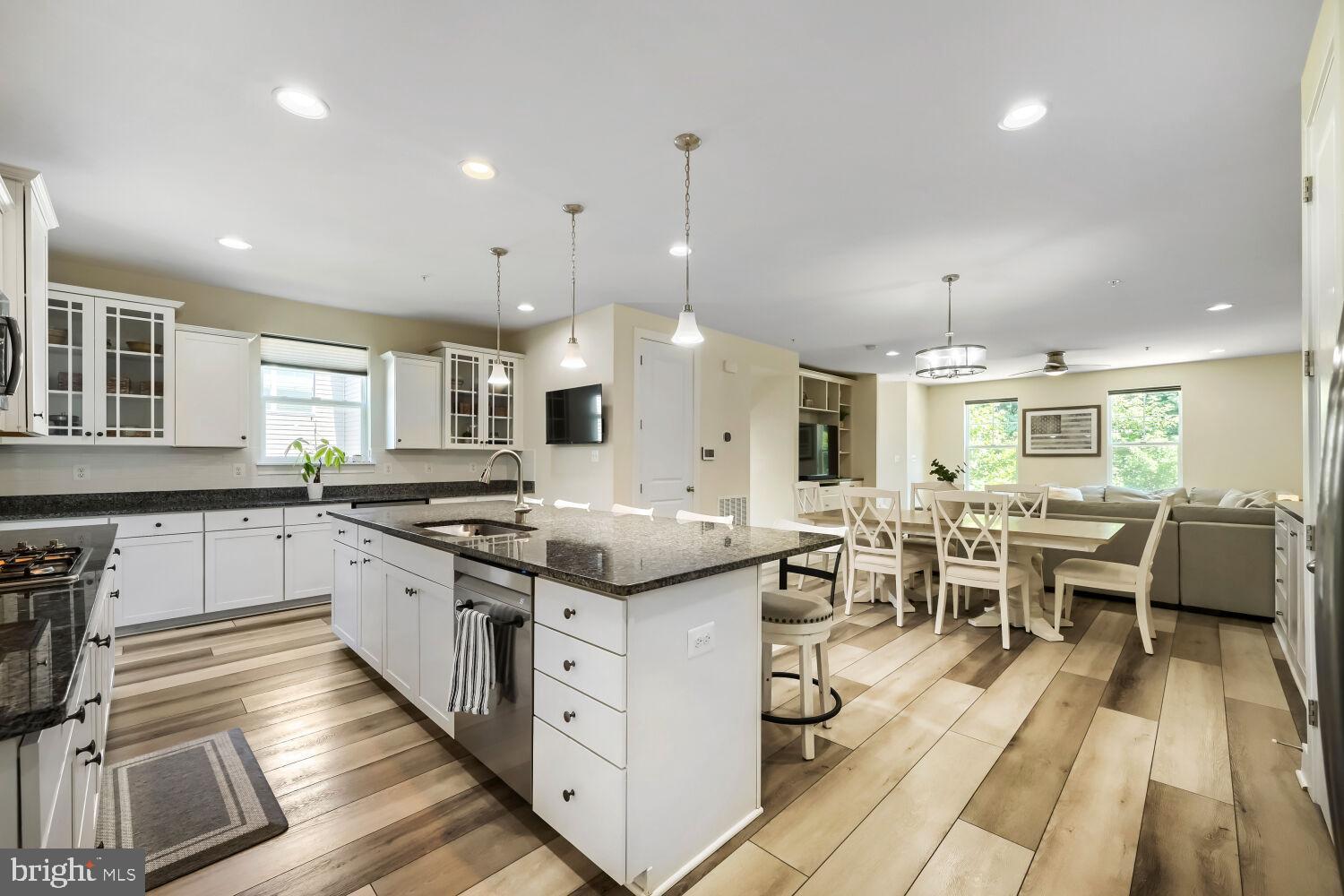 ARNOLD RIDGE - Residential