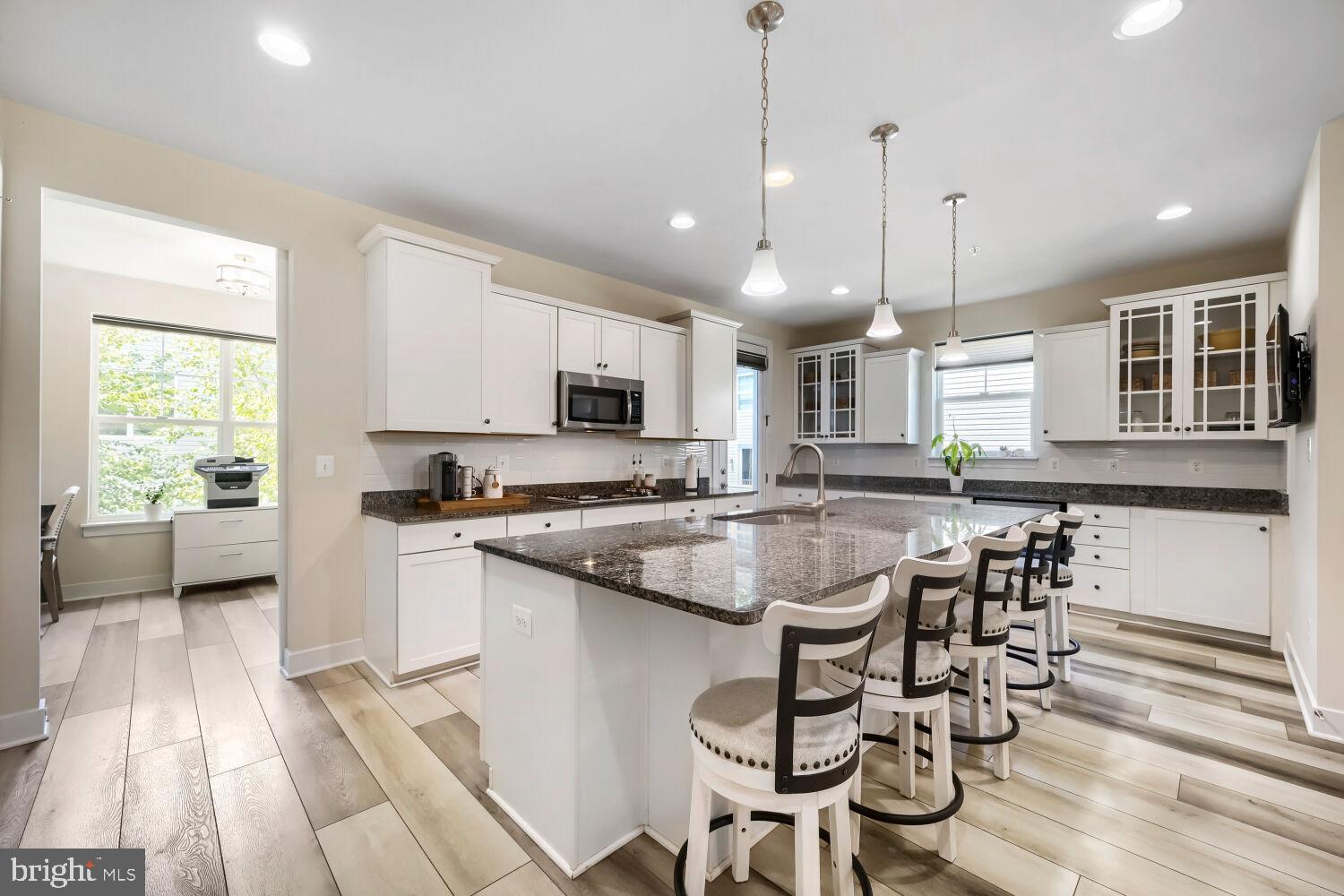 ARNOLD RIDGE - Residential