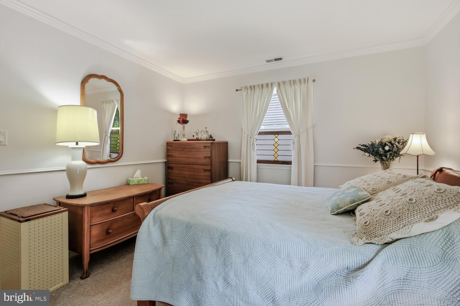 SOUTH BEECHWOOD - Residential